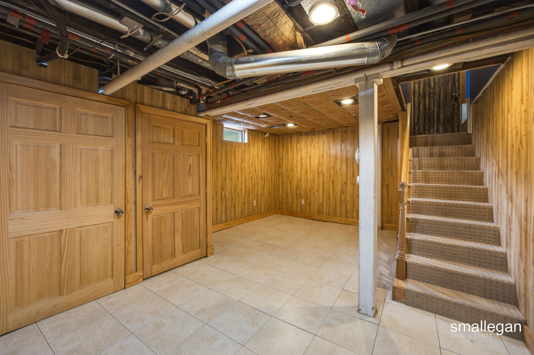 4005 Hendershot Avenue NW Grand Rapids MI 49544