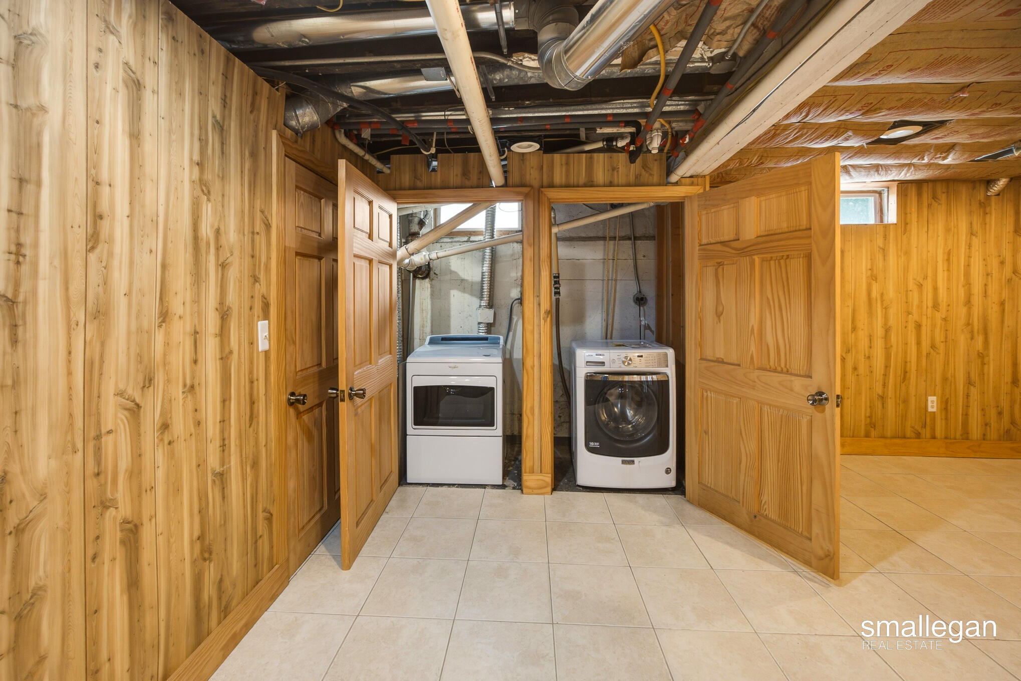 4005 Hendershot Avenue NW Grand Rapids MI 49544