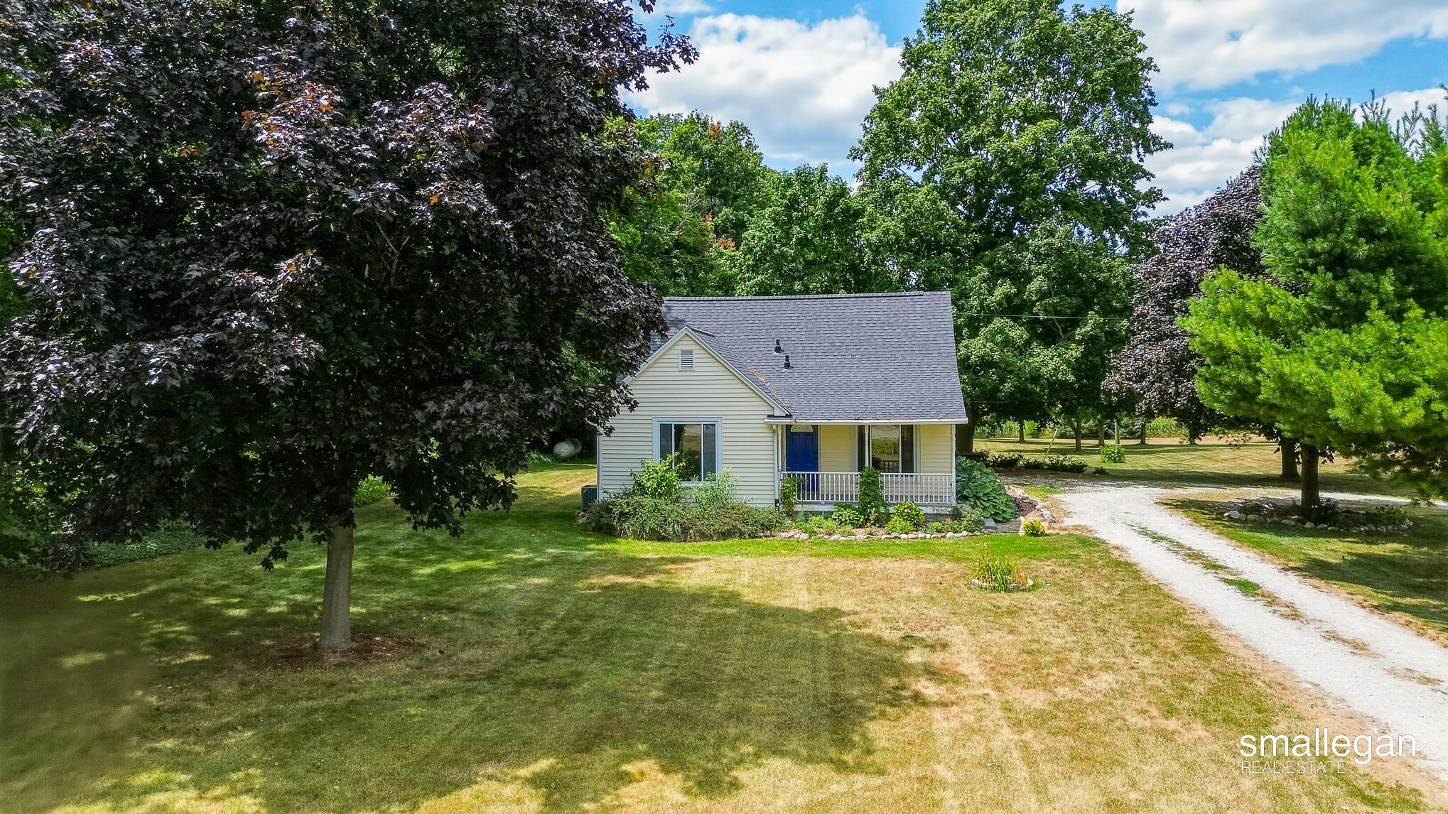 4005 Hendershot Avenue NW Grand Rapids MI 49544