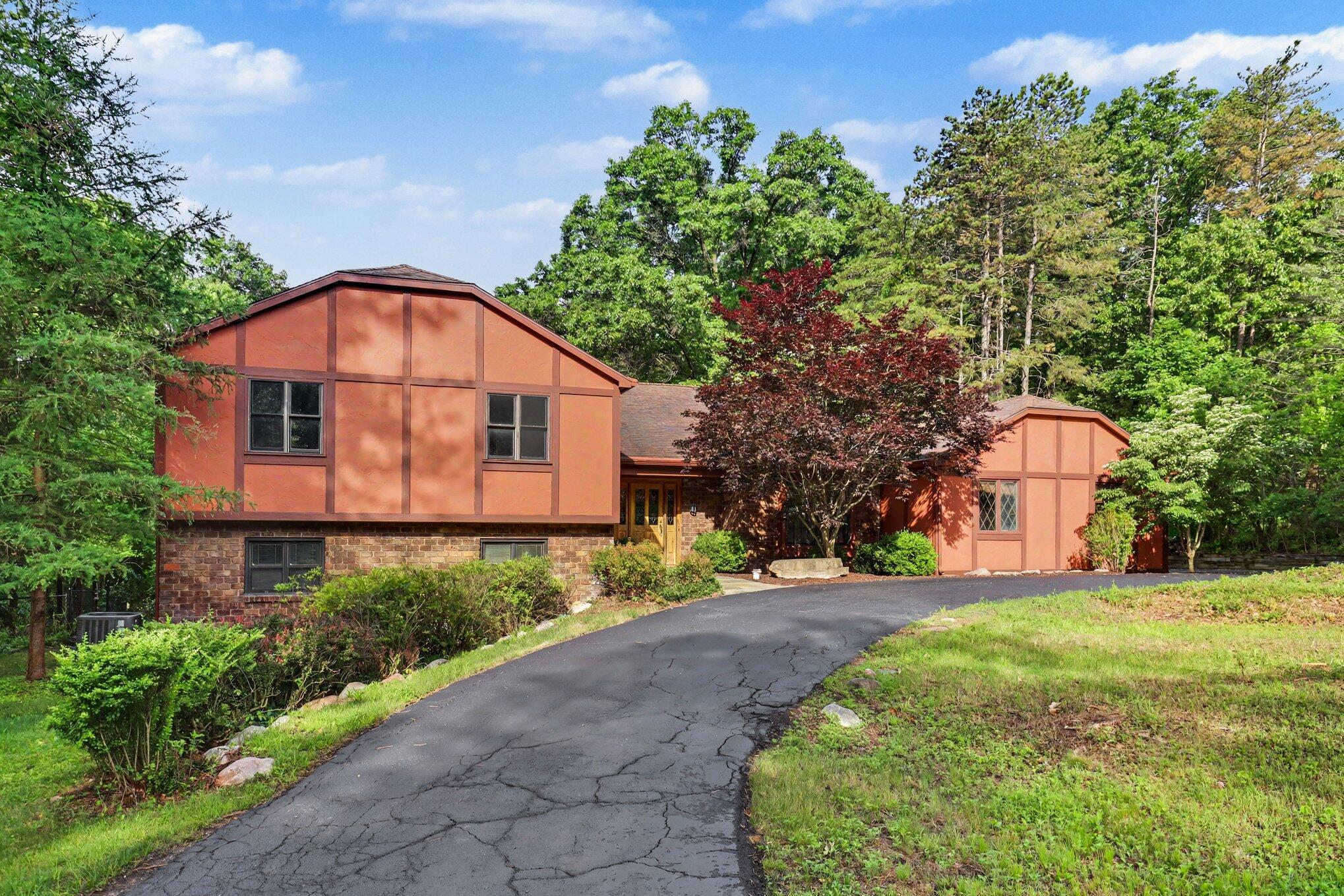 8735 Glen Nevis Road NE Ada MI 49301