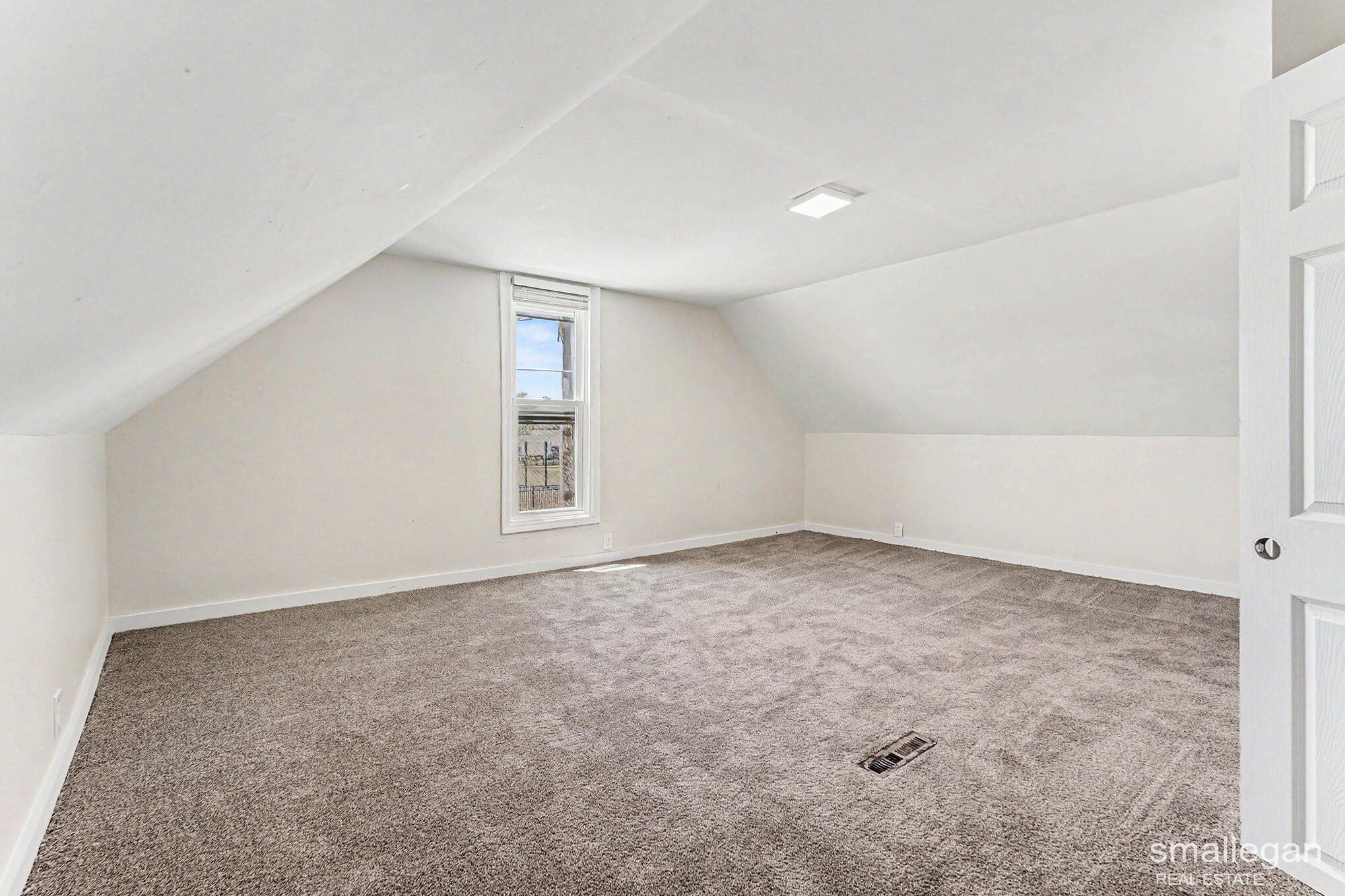 1316 Sanford Street Muskegon MI 49441