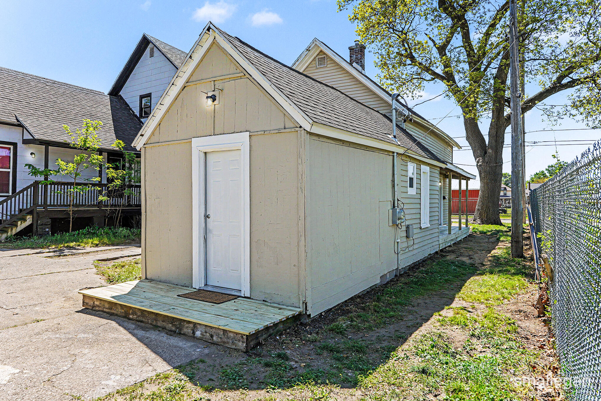 1316 Sanford Street Muskegon MI 49441