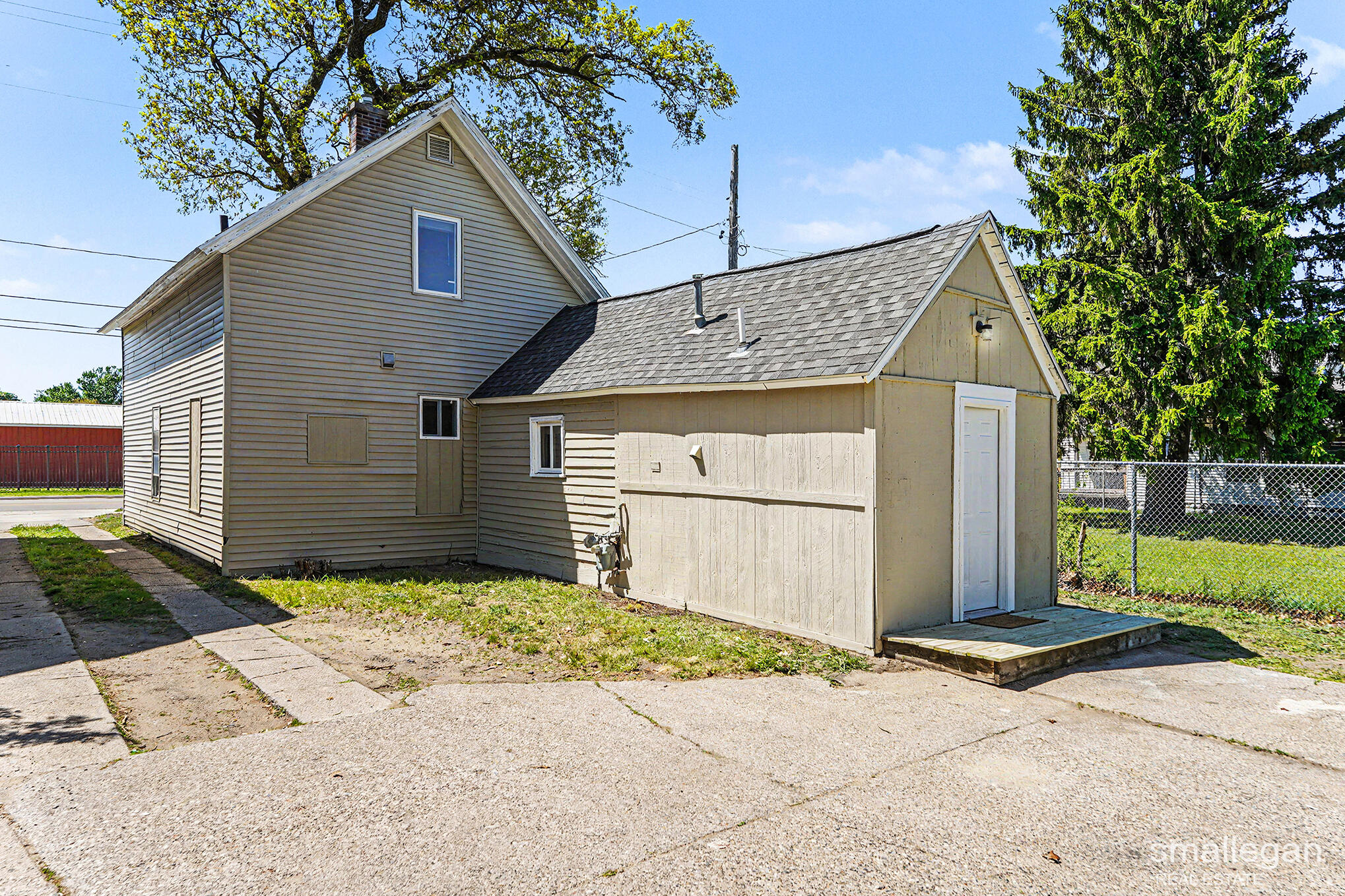 1316 Sanford Street Muskegon MI 49441