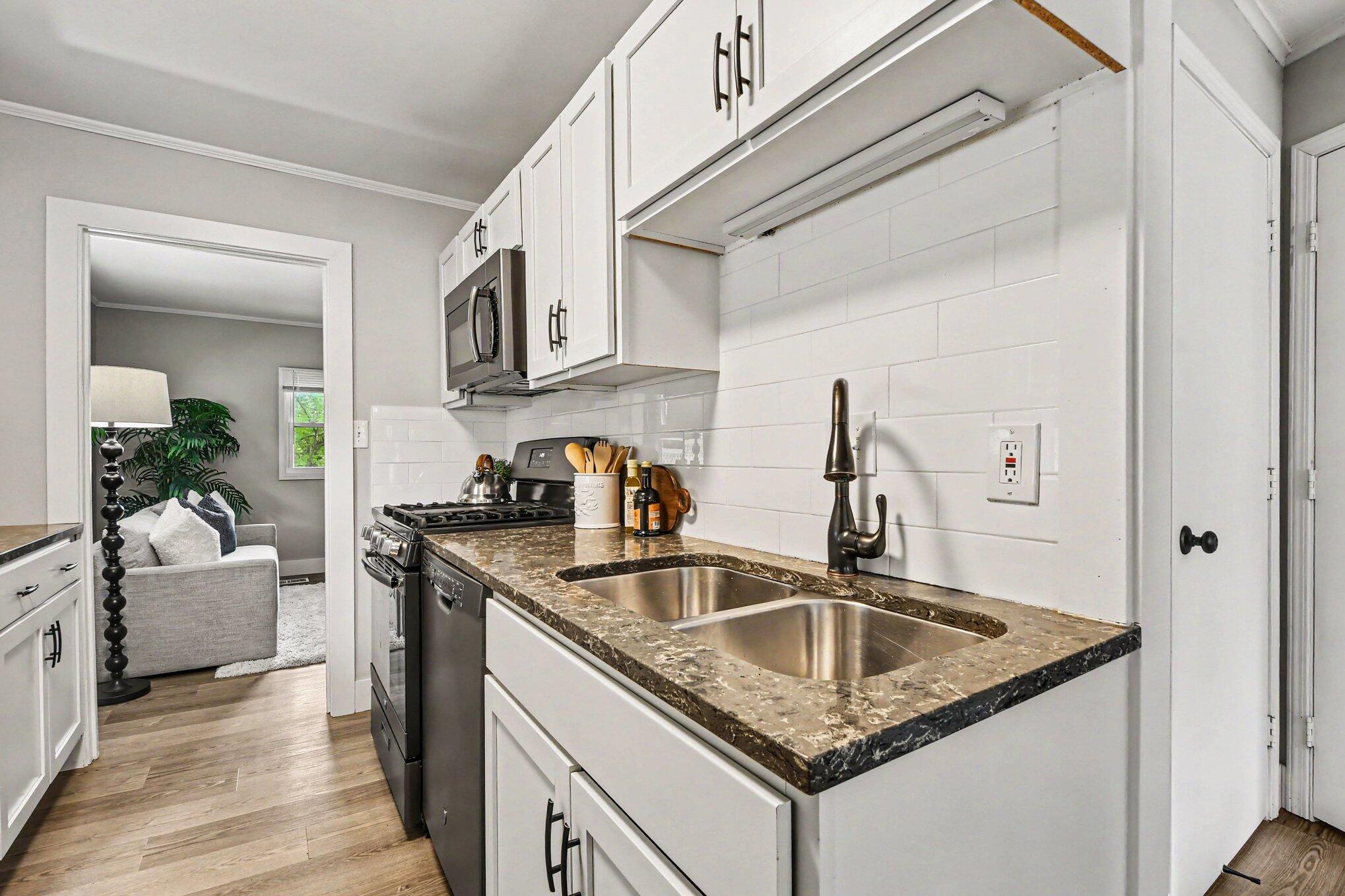 3045 Hall Street SE Grand Rapids MI 49506