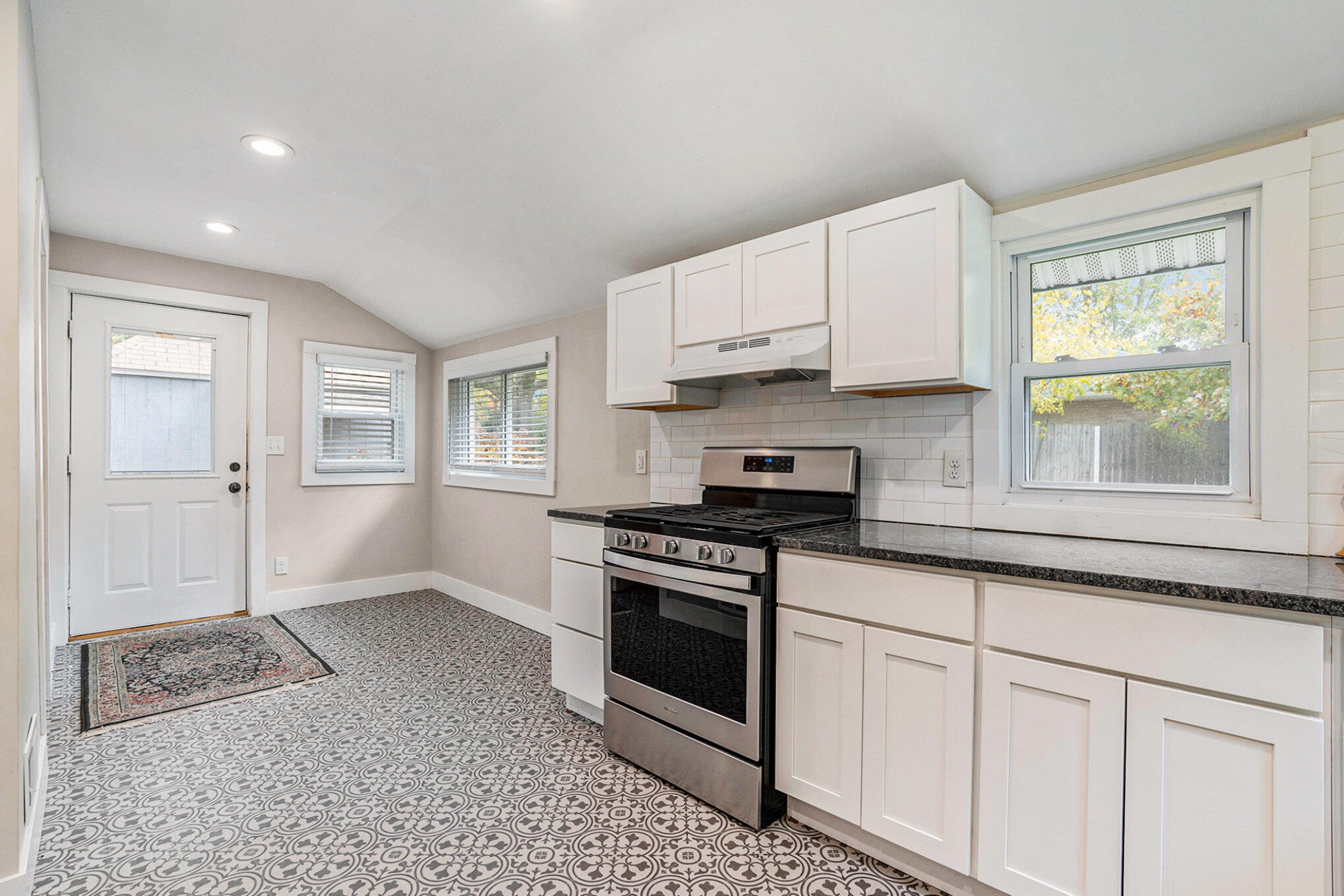 1840 Richmond Street NW Grand Rapids MI 49504