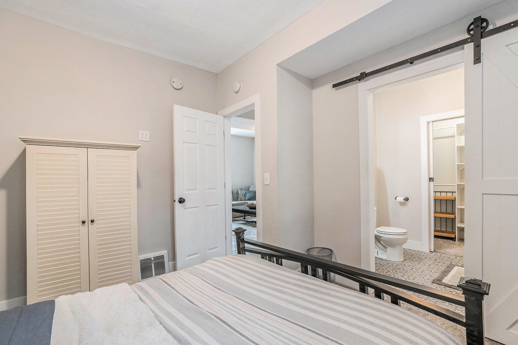 1840 Richmond Street NW Grand Rapids MI 49504