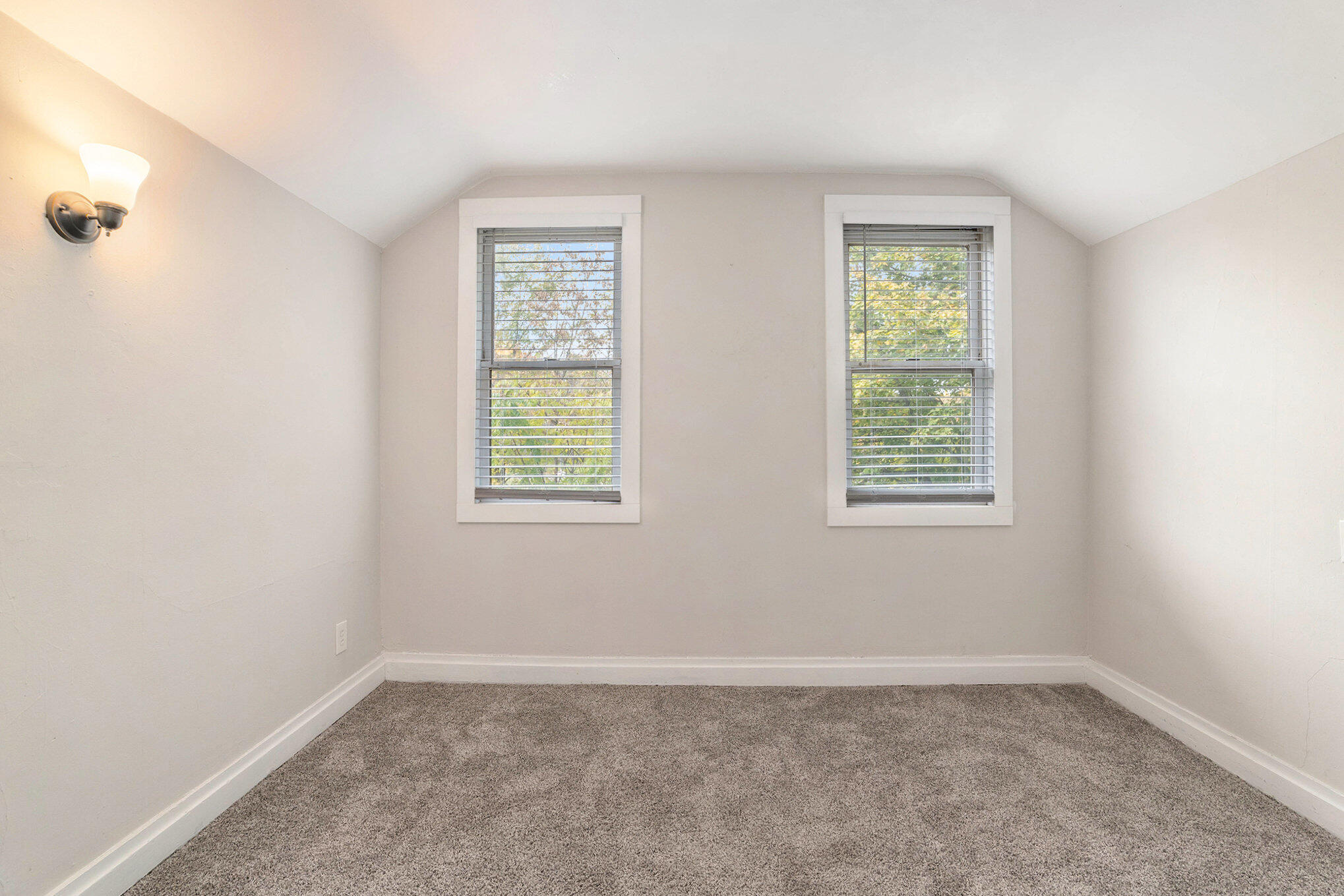 1840 Richmond Street NW Grand Rapids MI 49504