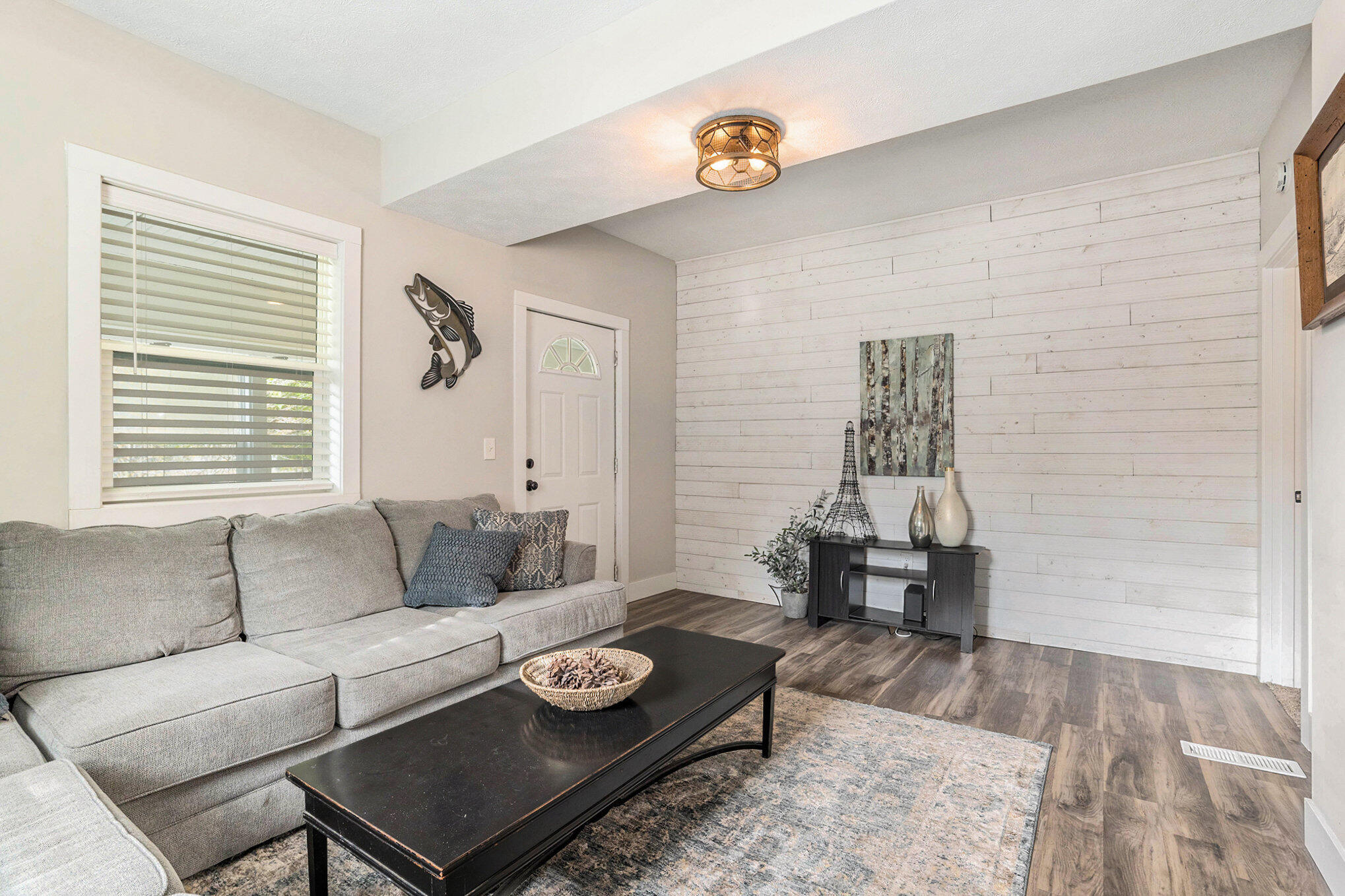 1840 Richmond Street NW Grand Rapids MI 49504