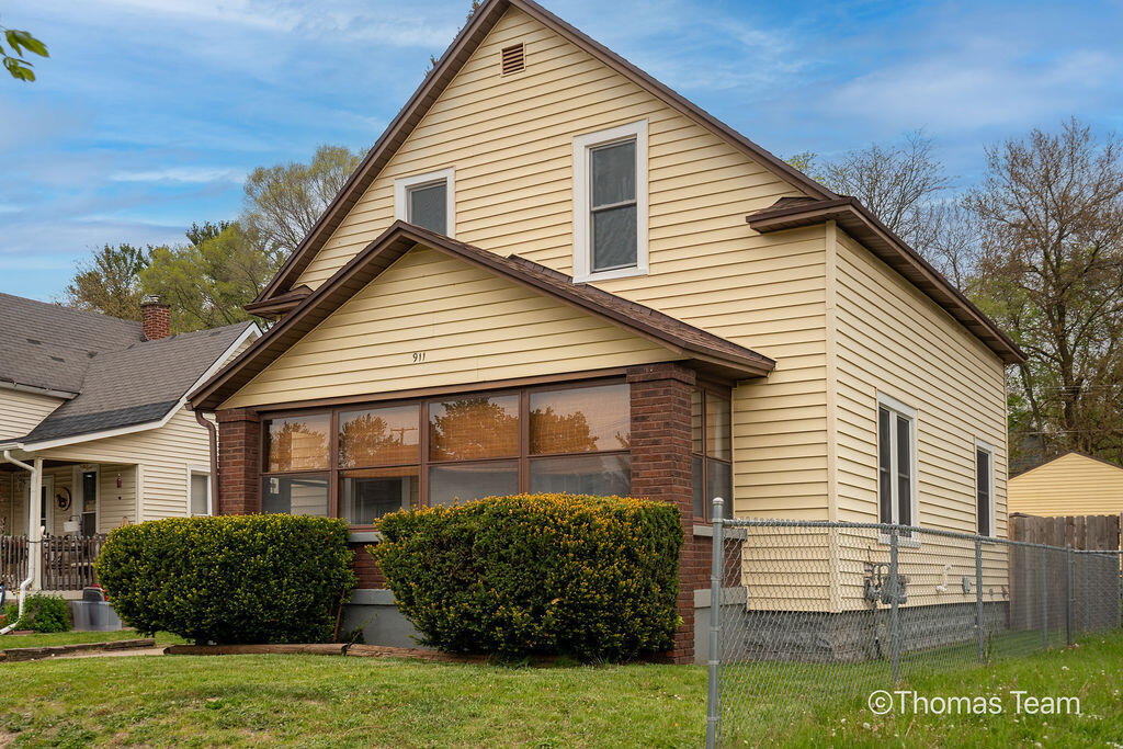 911 Hancock Street SE Grand Rapids MI 49507