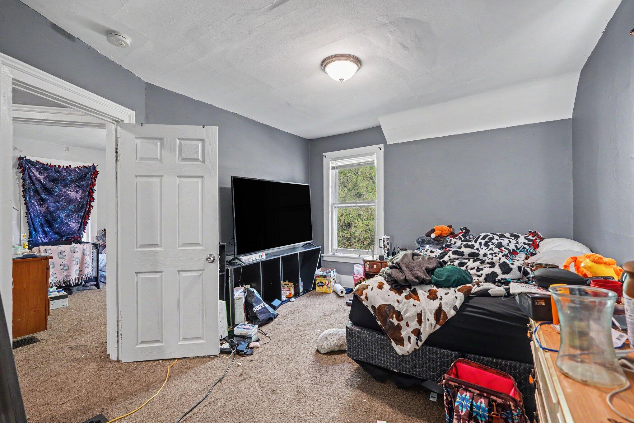1039 Kalamazoo Avenue SE Grand Rapids MI 49507