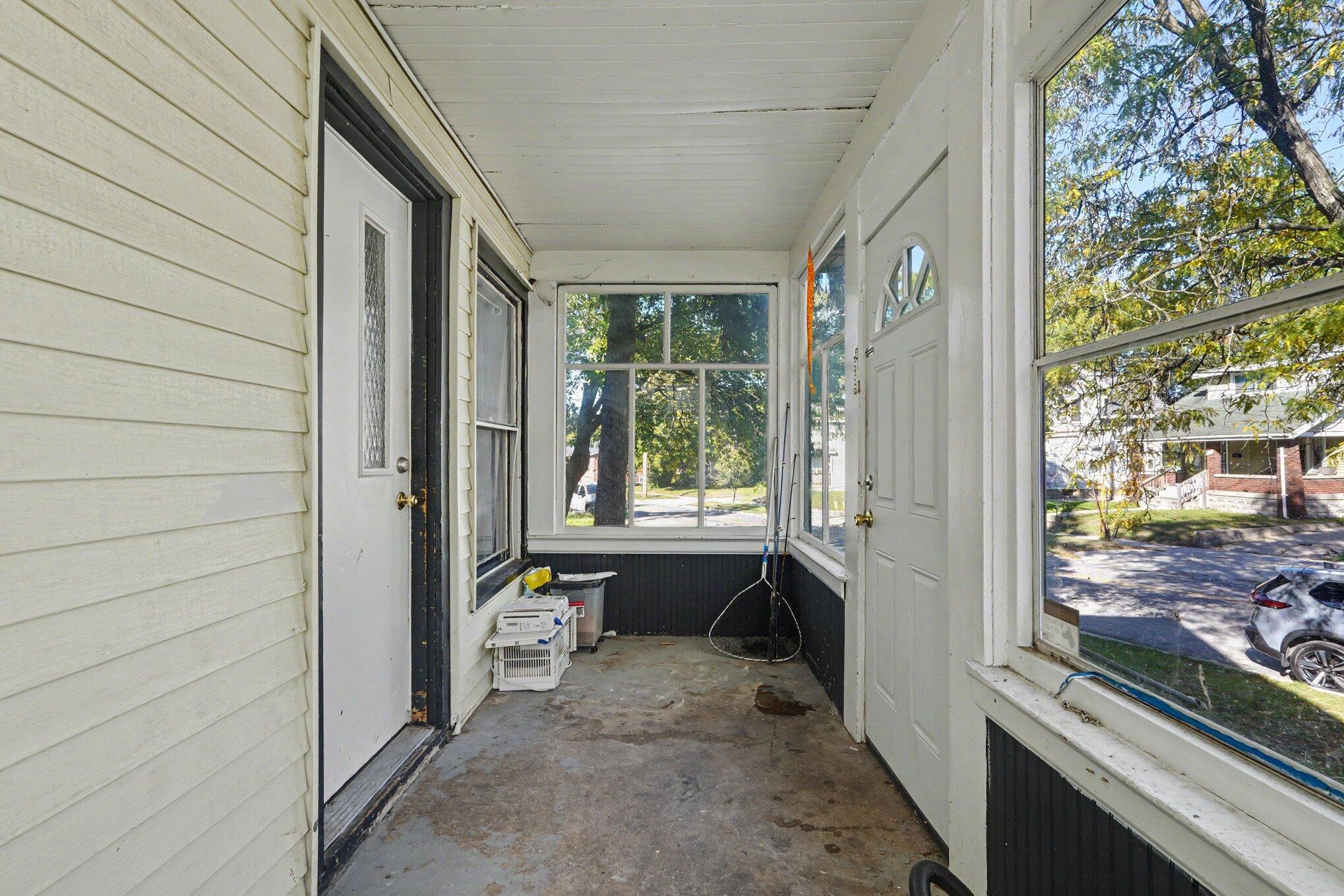 1039 Kalamazoo Avenue SE Grand Rapids MI 49507