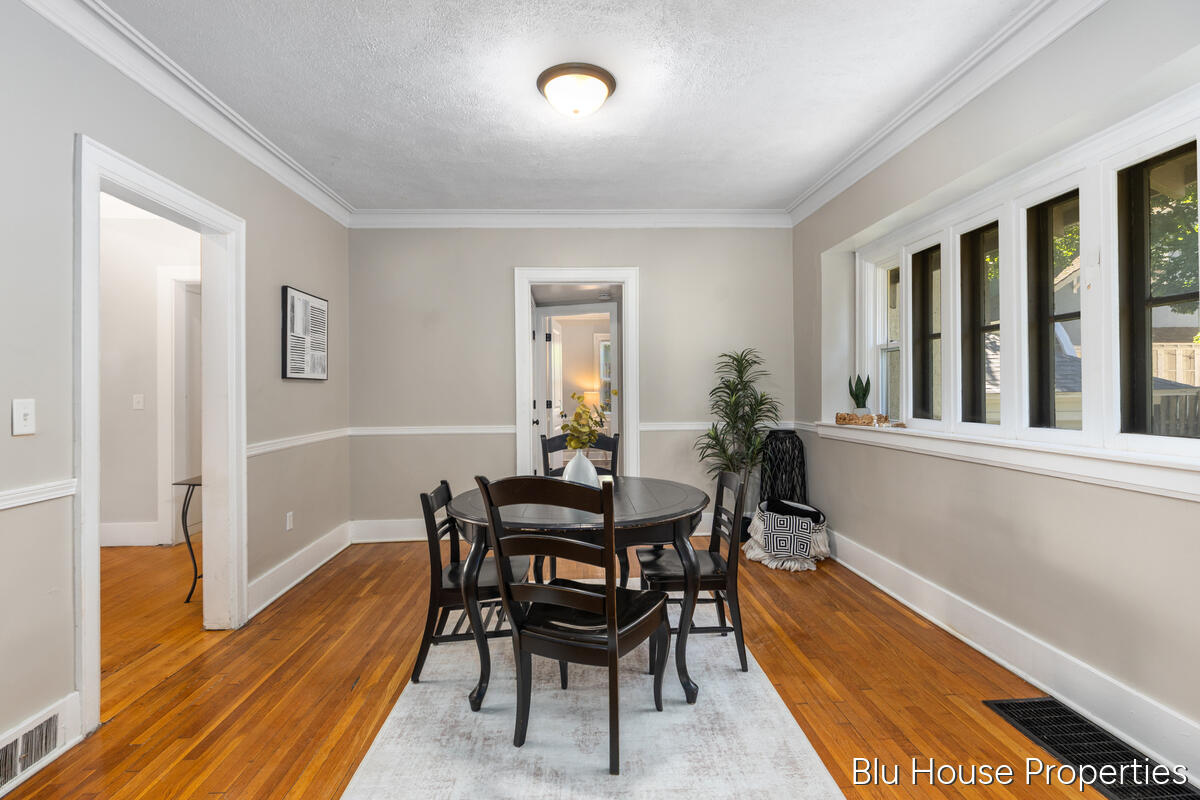 616 Giddings Avenue SE Grand Rapids MI 49506