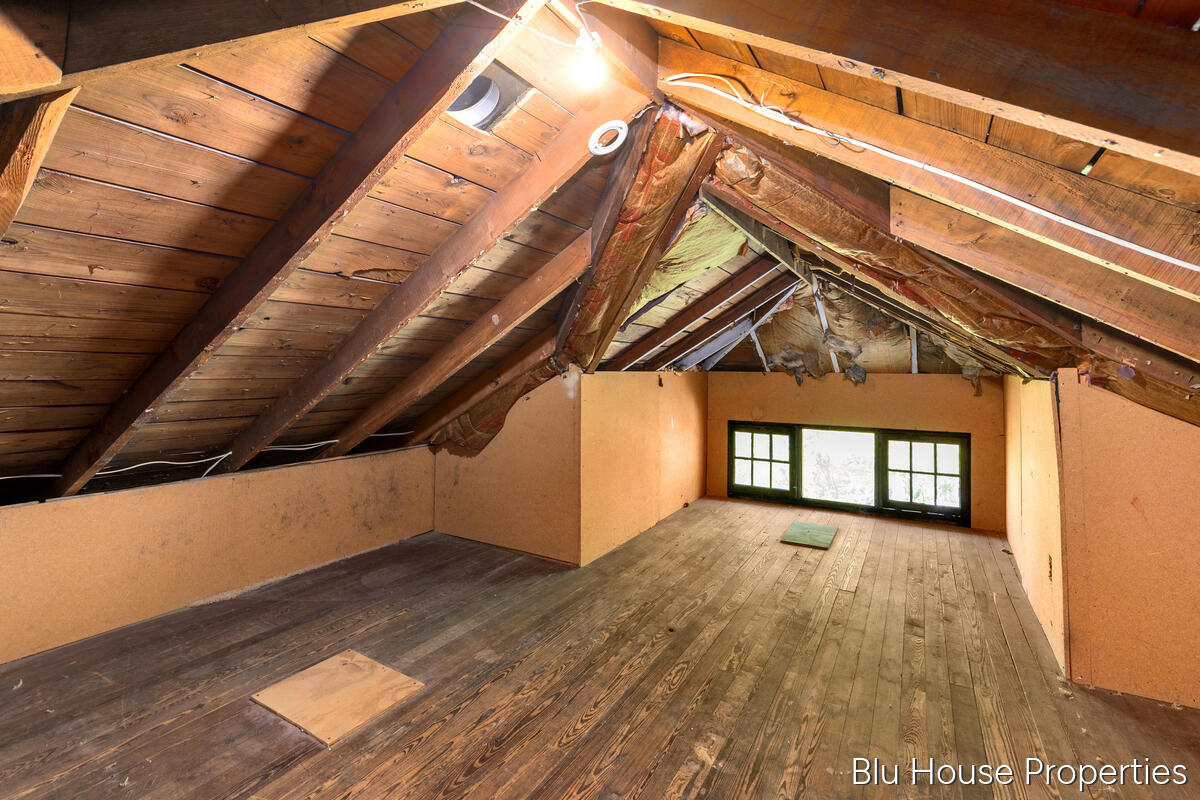 616 Giddings Avenue SE Grand Rapids MI 49506