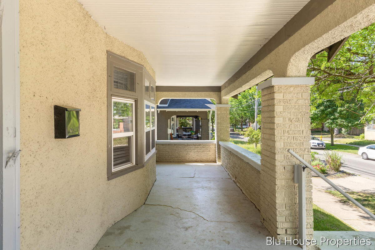 616 Giddings Avenue SE Grand Rapids MI 49506