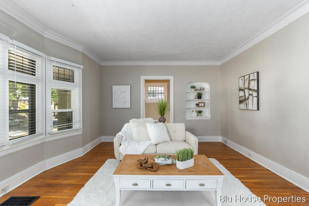 616 Giddings Avenue SE Grand Rapids MI 49506
