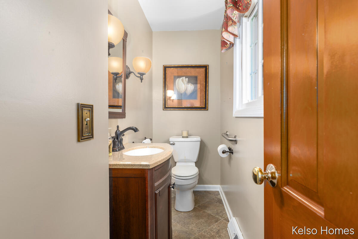 1641 Saginaw Road SE Grand Rapids MI 49506
