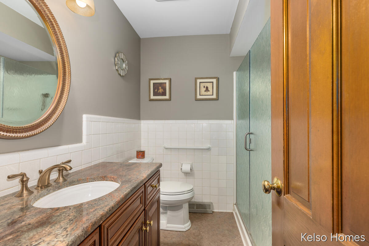 1641 Saginaw Road SE Grand Rapids MI 49506