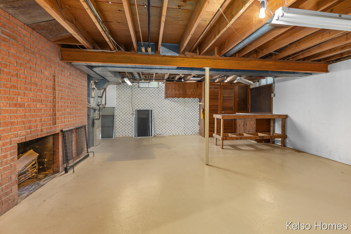1641 Saginaw Road SE Grand Rapids MI 49506