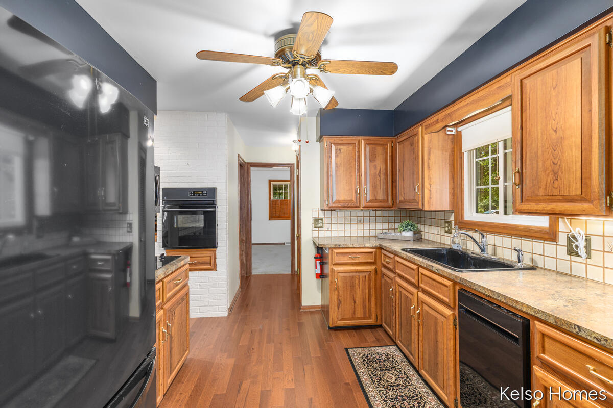 1641 Saginaw Road SE Grand Rapids MI 49506
