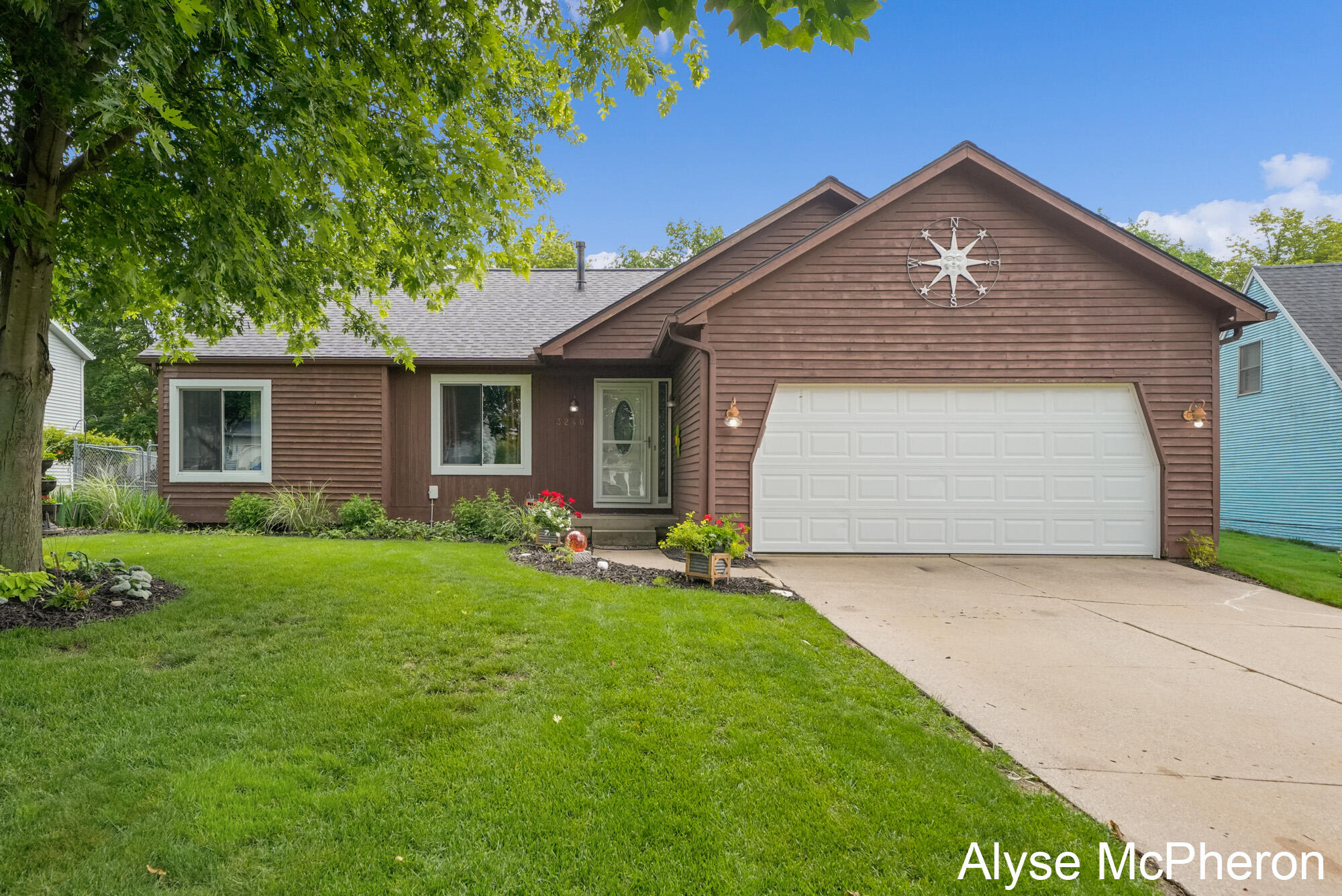 3240 Sunrise Street SE Grand Rapids MI 49508