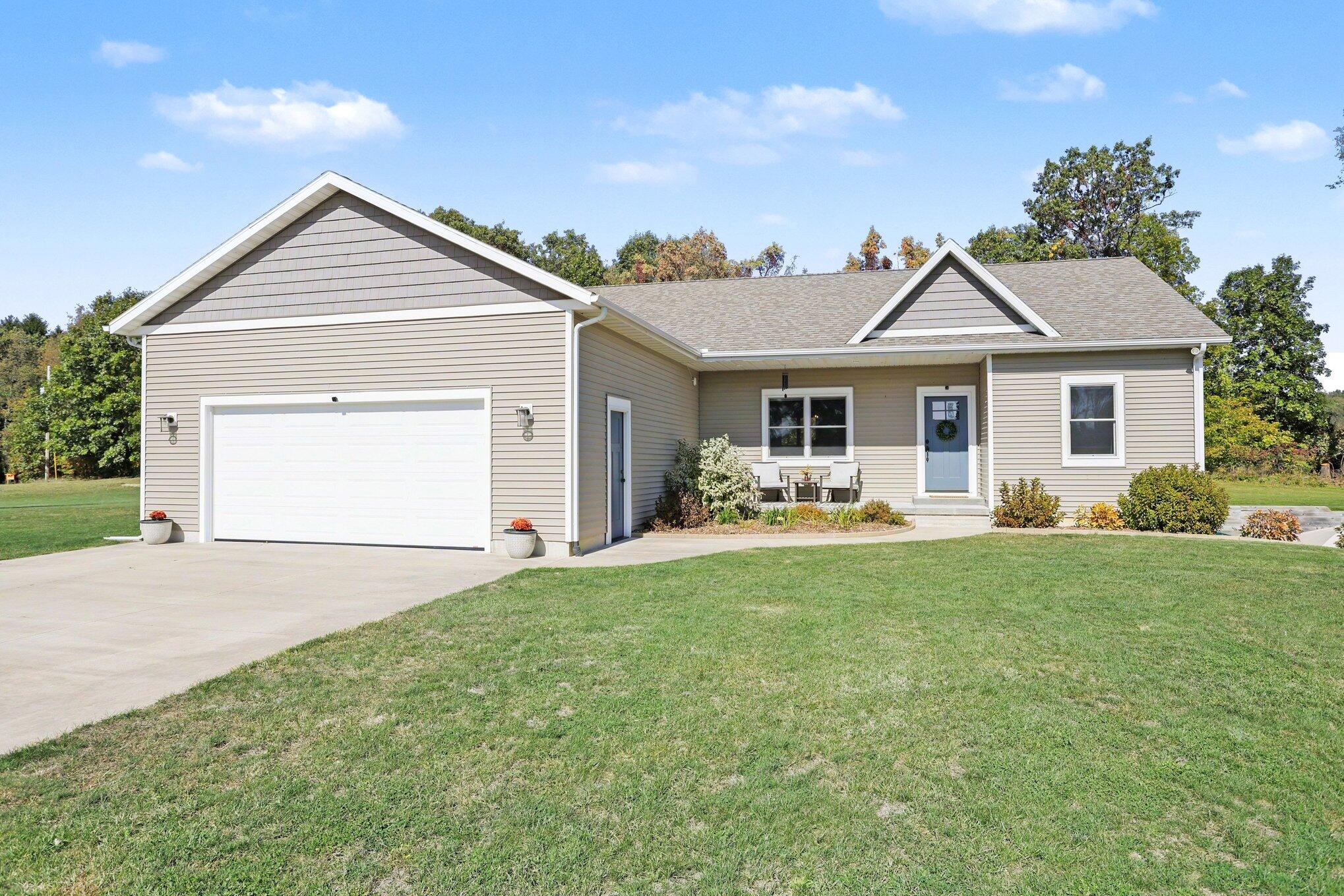 6715 Pine Road Benton Harbor MI 49022