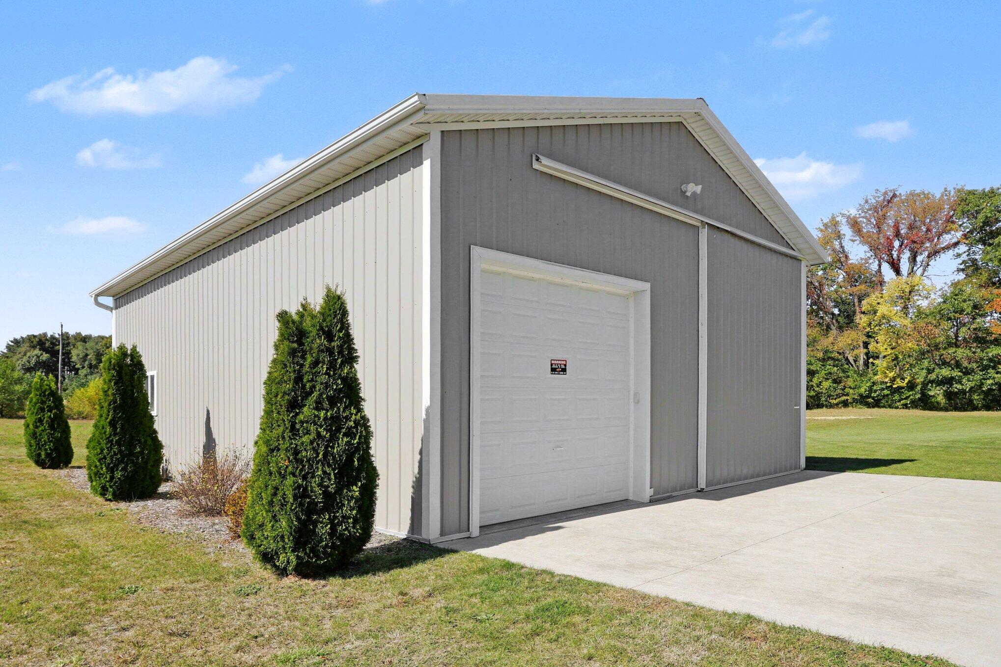 6715 Pine Road Benton Harbor MI 49022