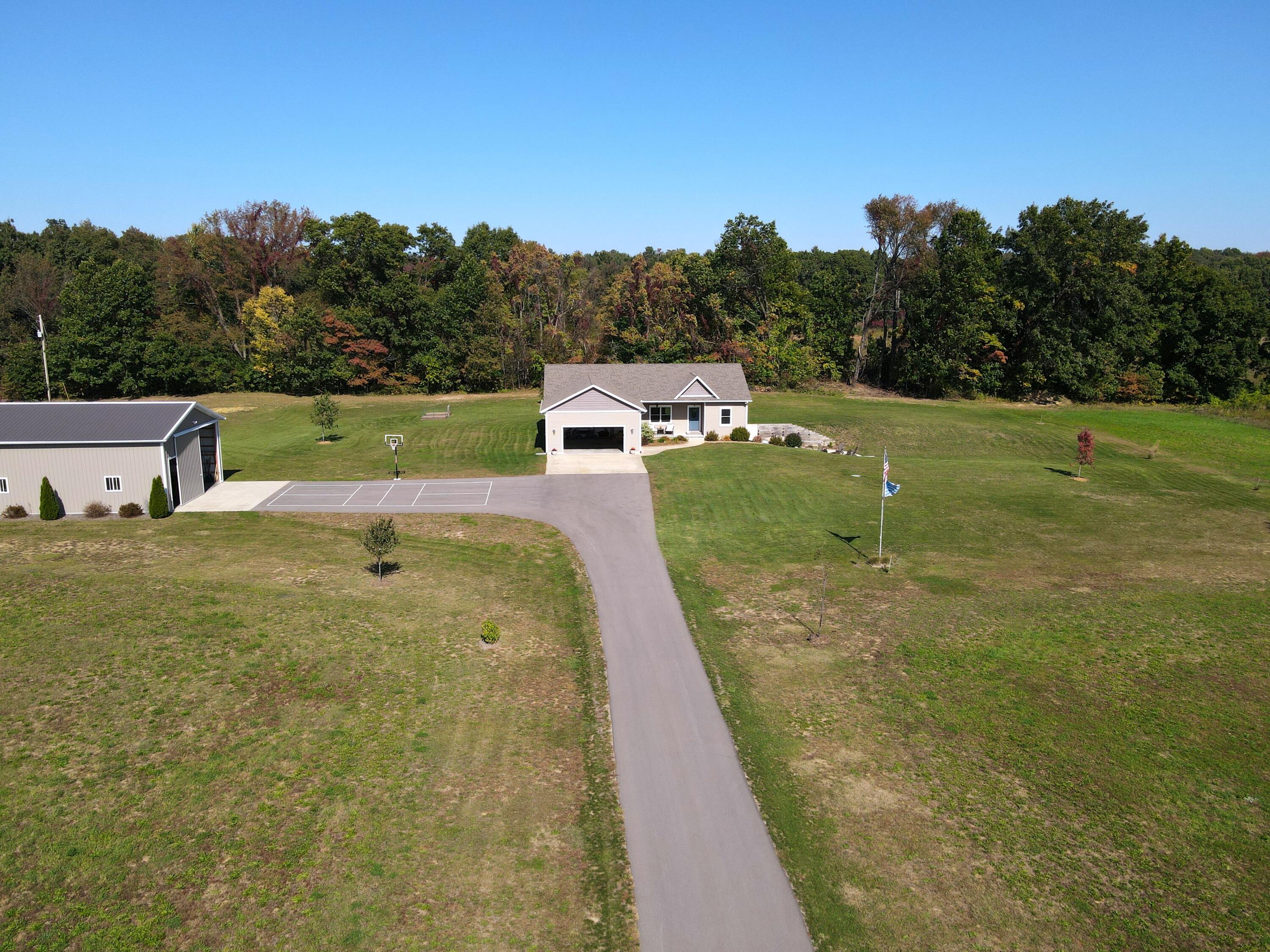 6715 Pine Road Benton Harbor MI 49022