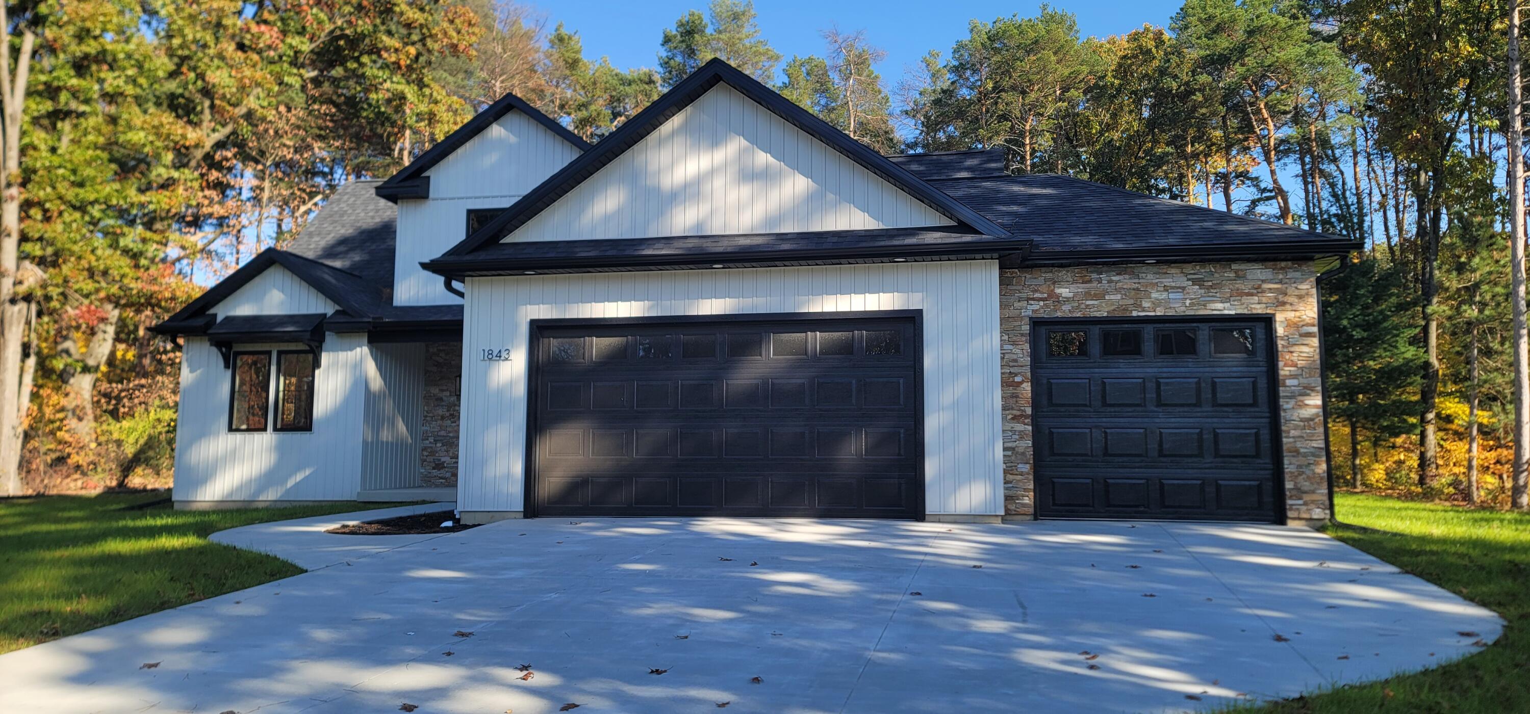 1843 Toscana Street Kalamazoo MI 49009