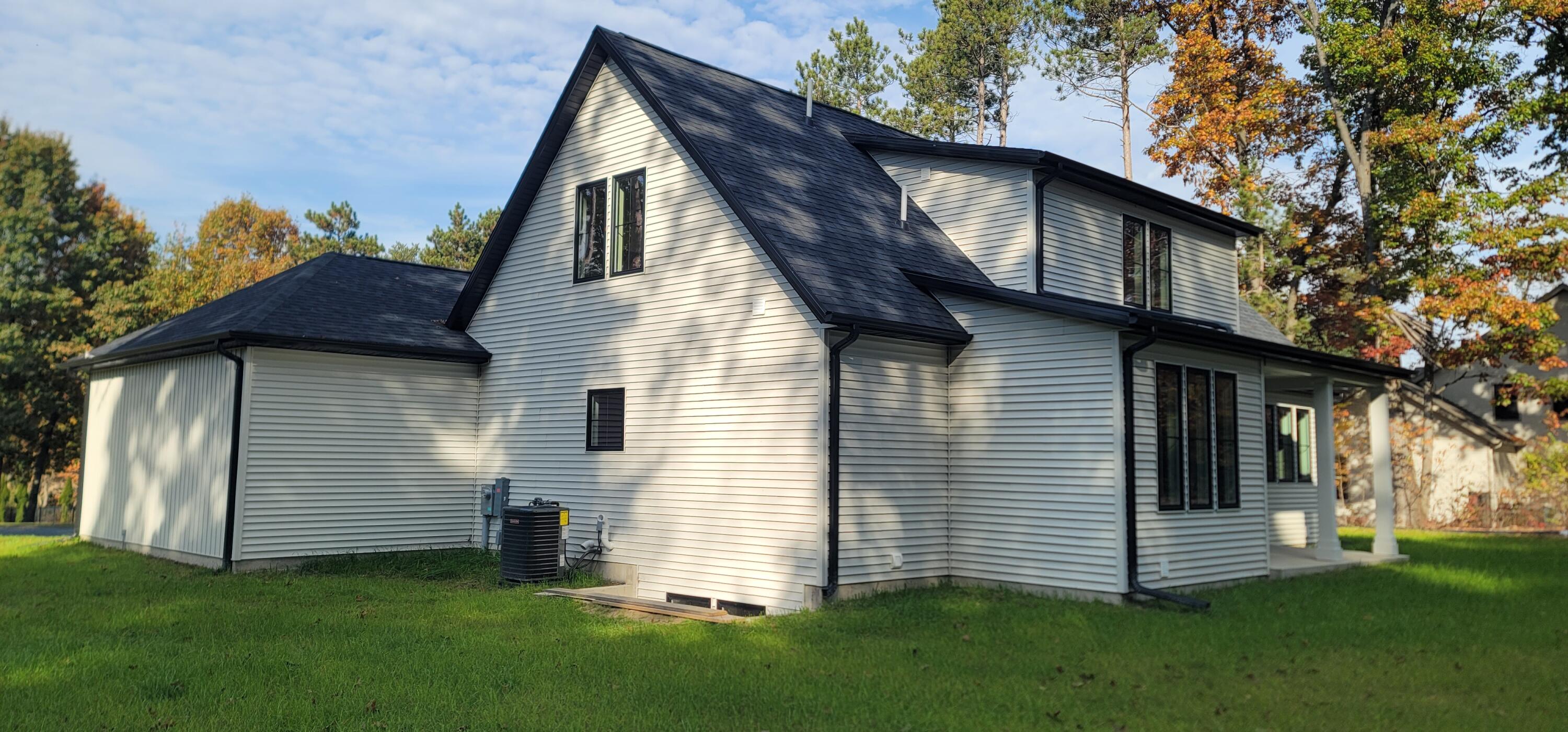 1843 Toscana Street Kalamazoo MI 49009