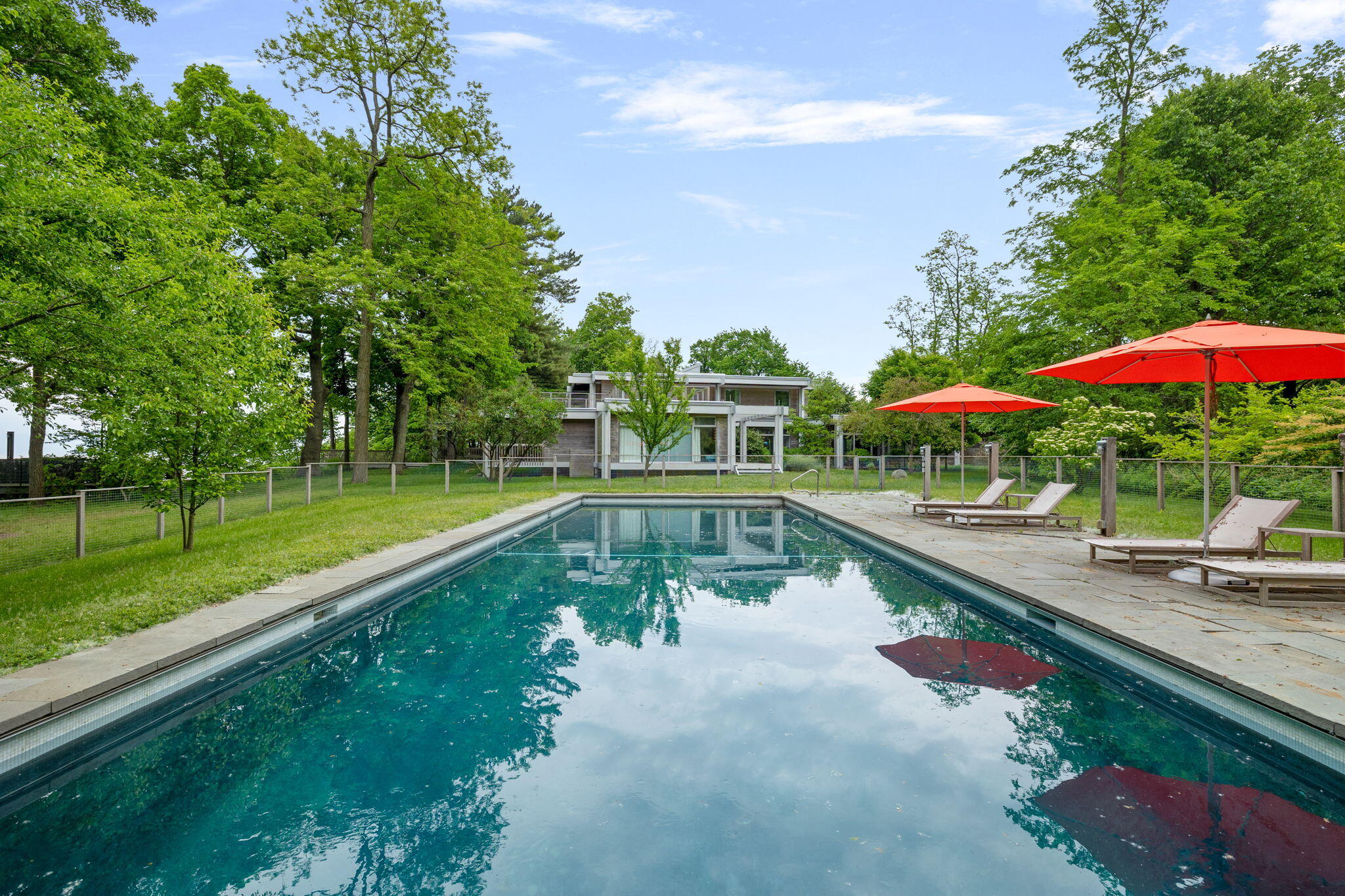 1600 Rocky Gap Road Benton Harbor MI 49022