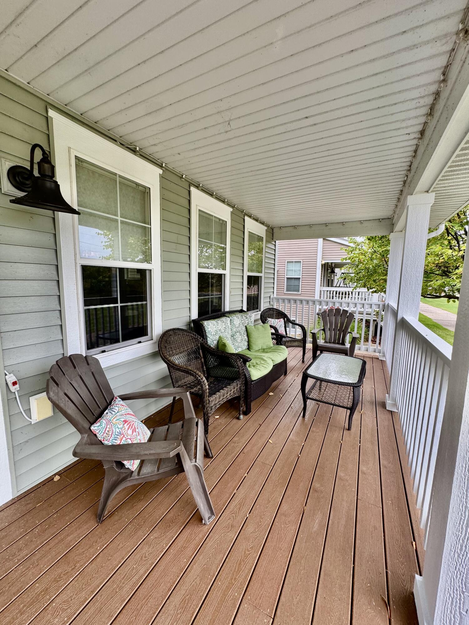 585 Beachwood Path Benton Harbor MI 49022