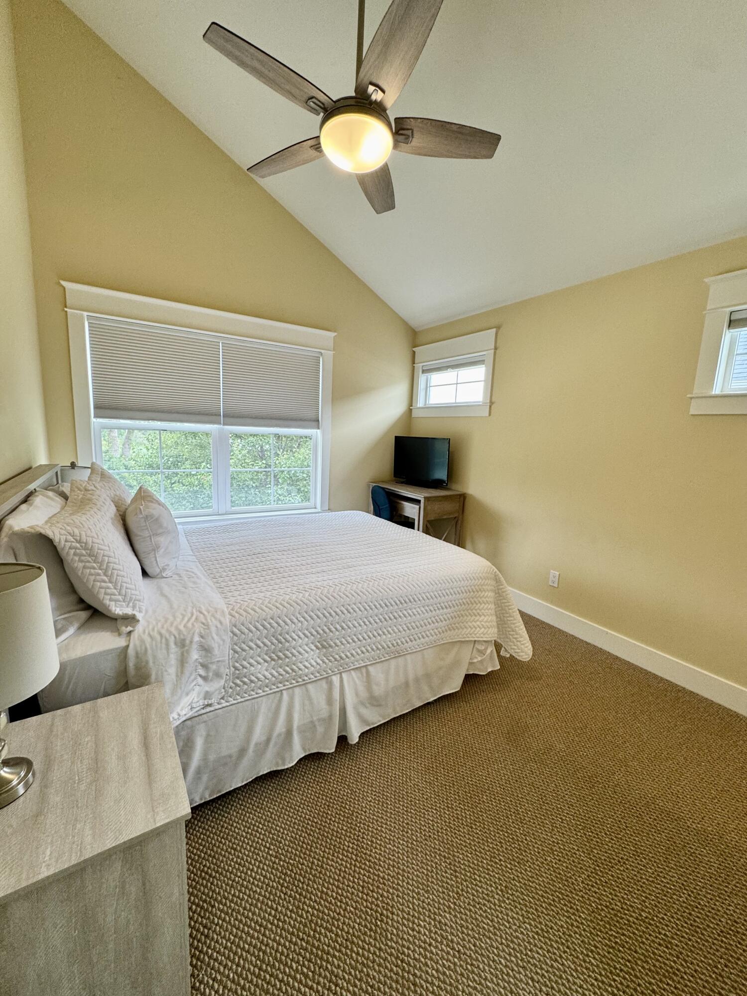 585 Beachwood Path Benton Harbor MI 49022