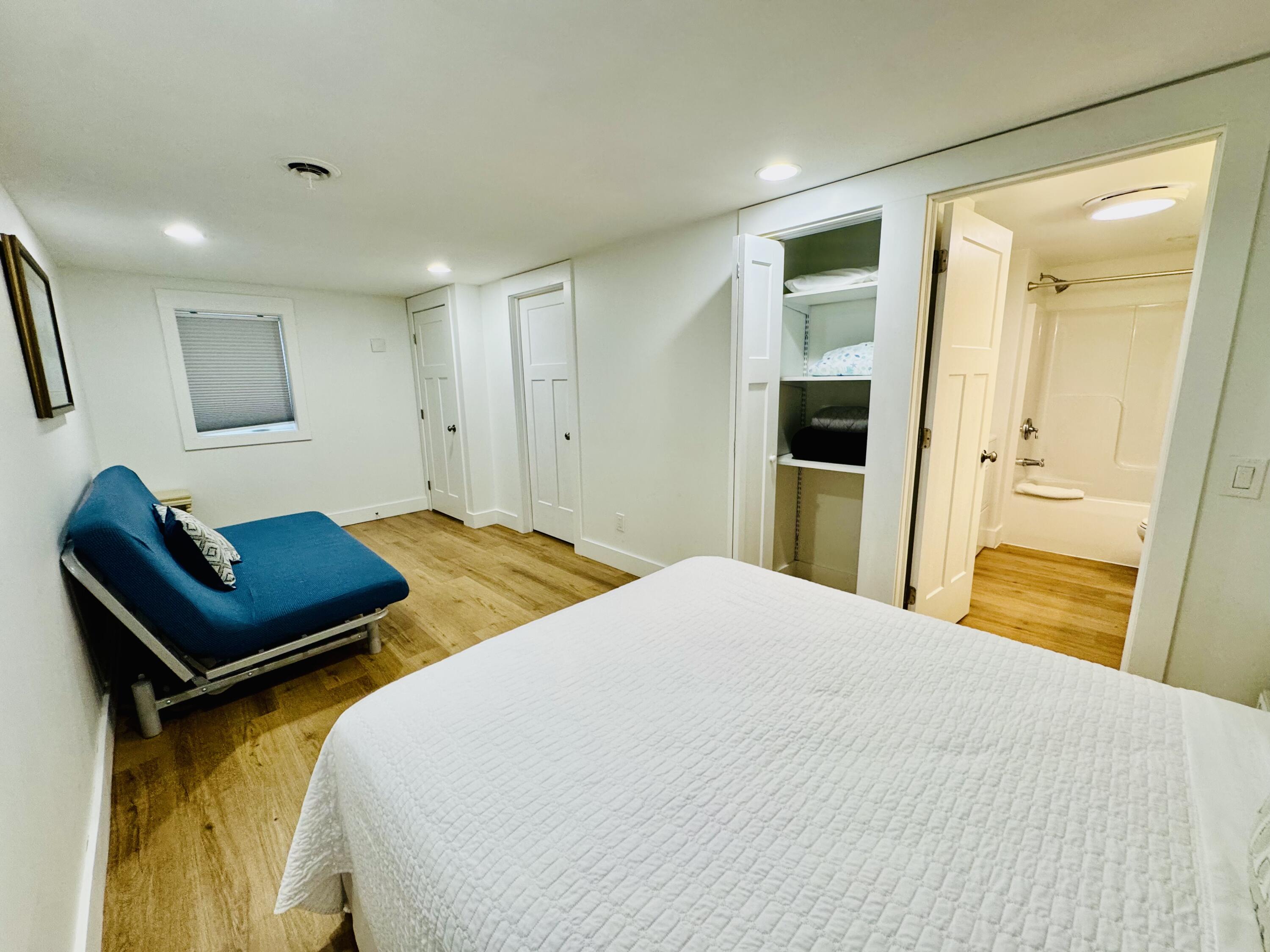 585 Beachwood Path Benton Harbor MI 49022