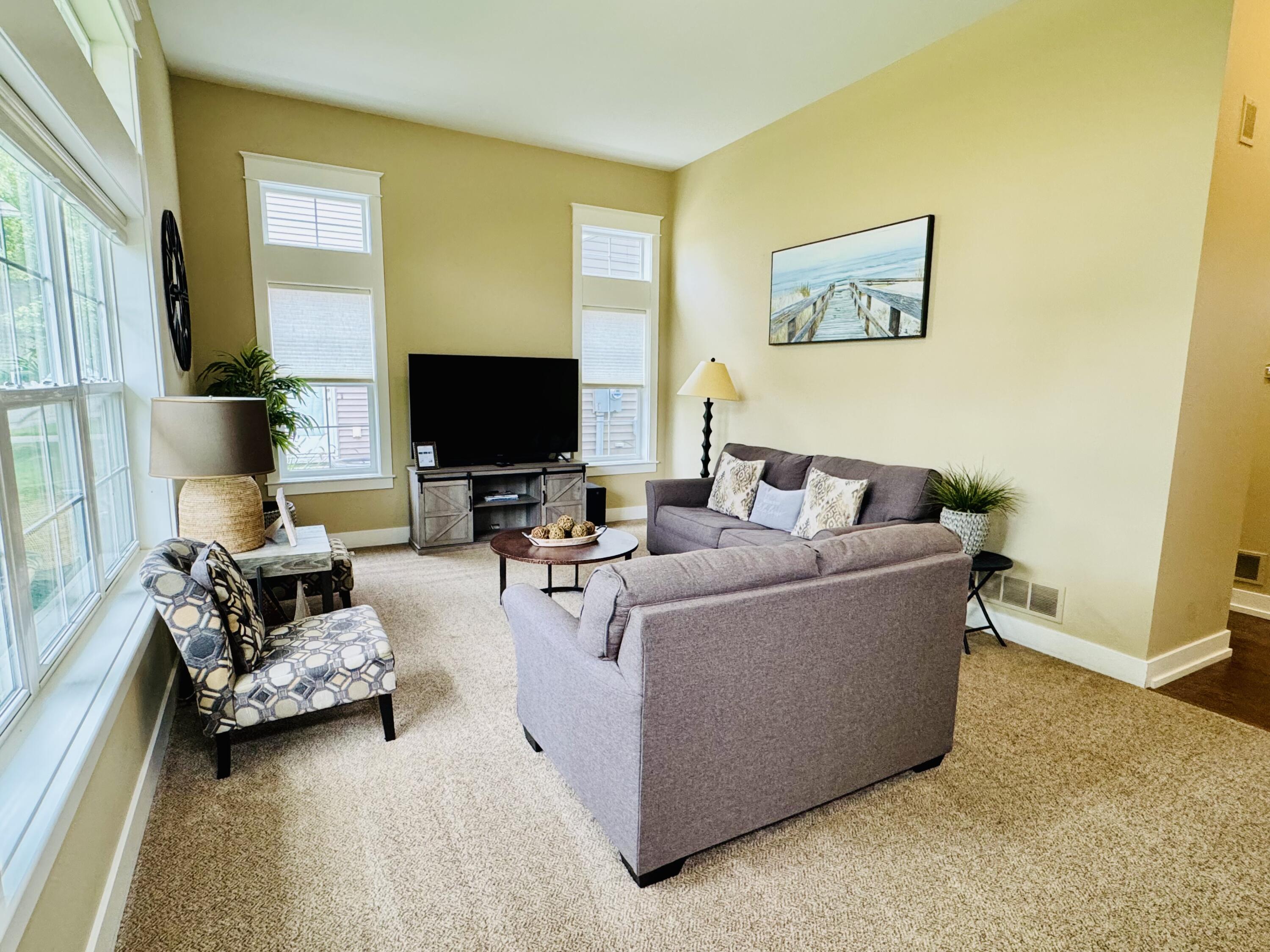 585 Beachwood Path Benton Harbor MI 49022