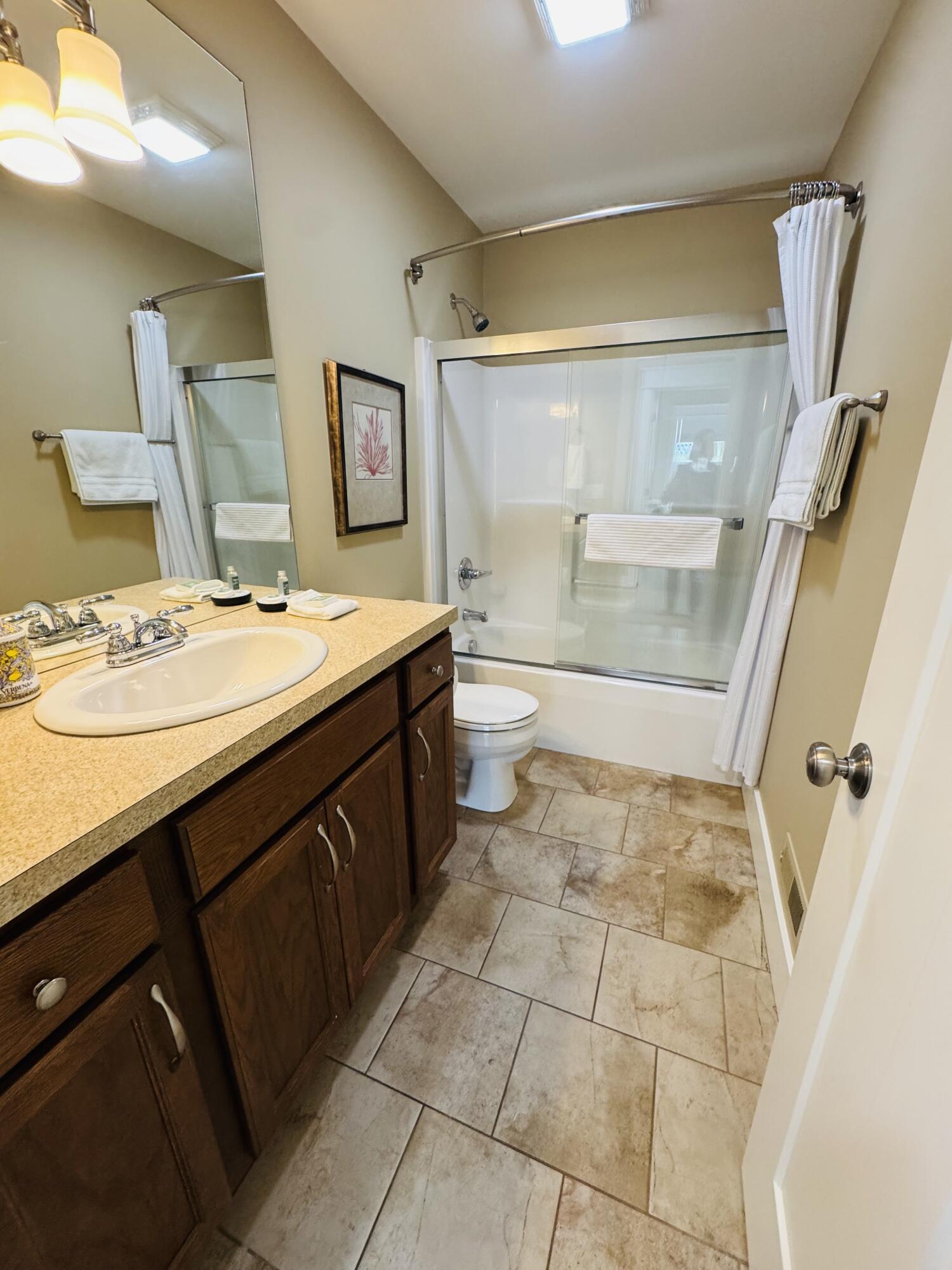 585 Beachwood Path Benton Harbor MI 49022