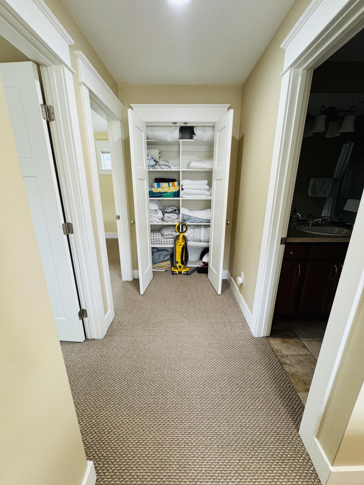 585 Beachwood Path Benton Harbor MI 49022