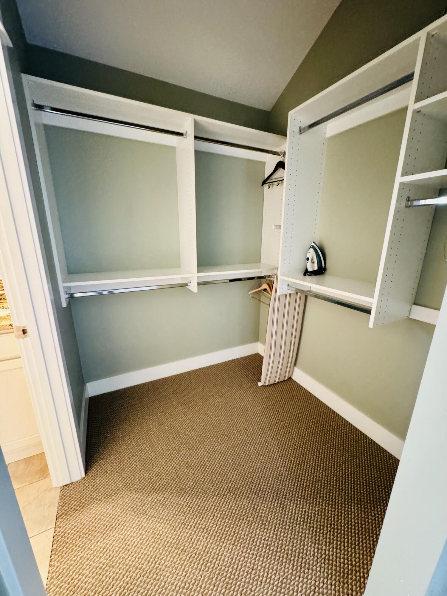 585 Beachwood Path Benton Harbor MI 49022