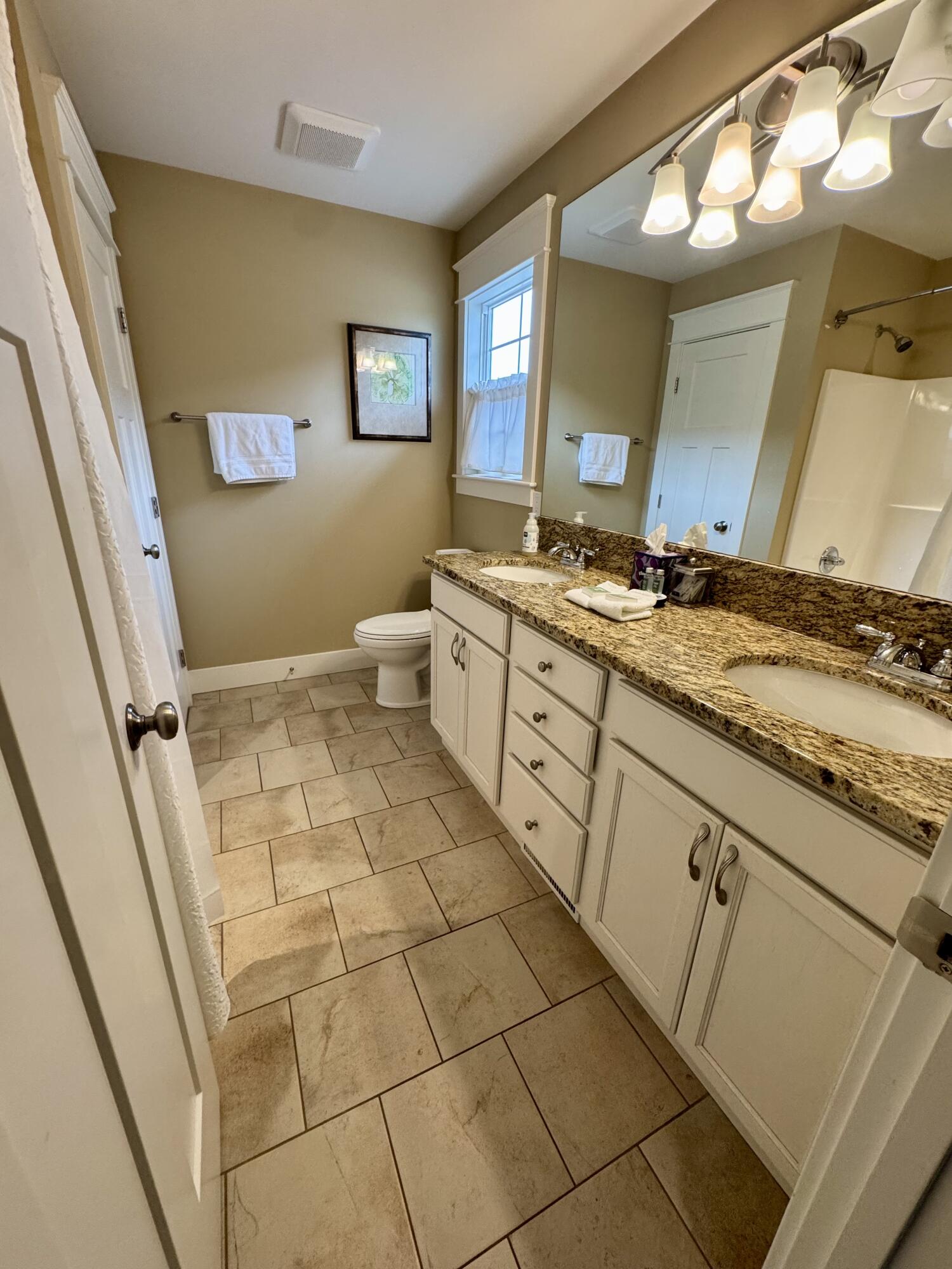 585 Beachwood Path Benton Harbor MI 49022