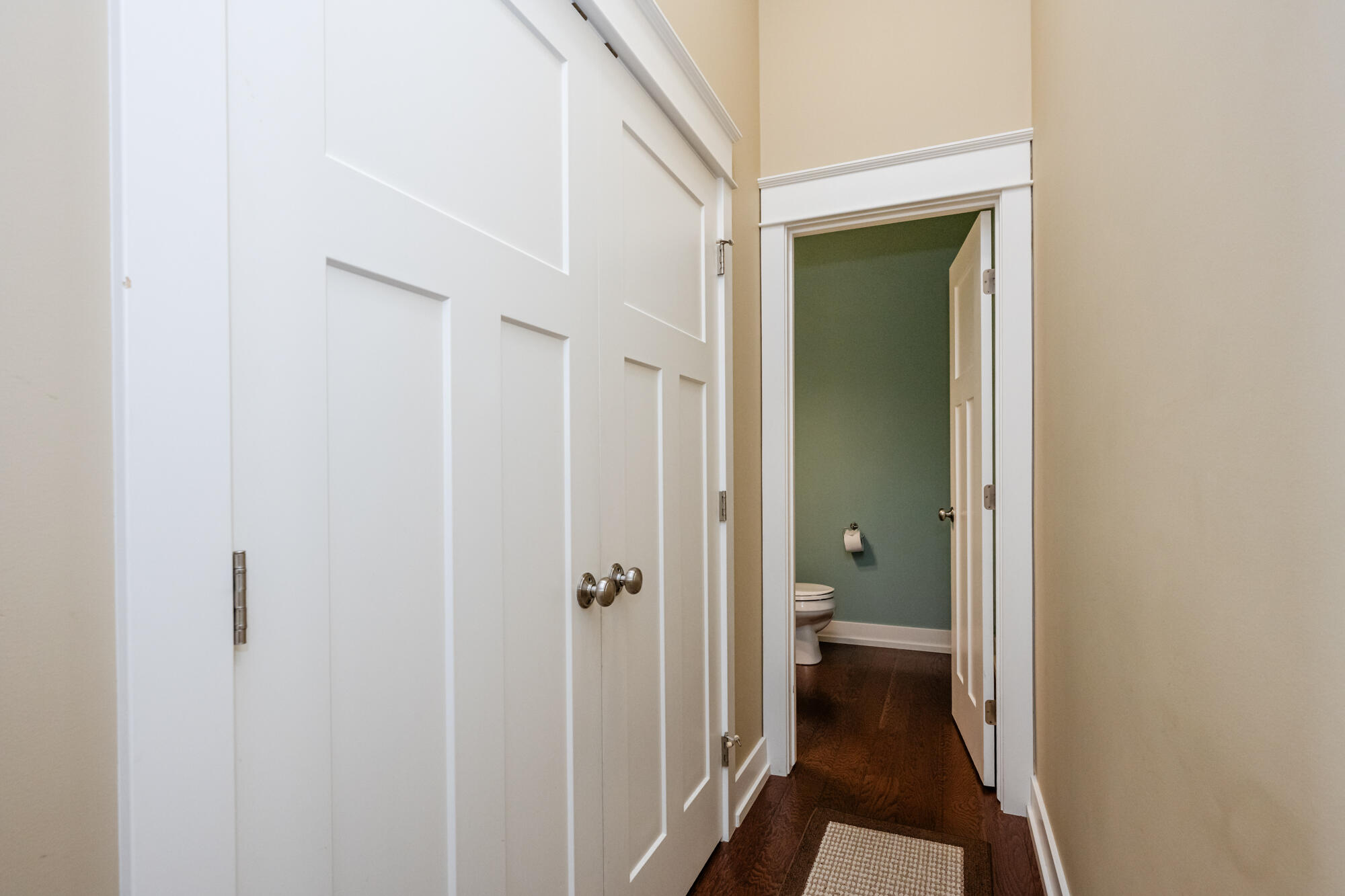 585 Beachwood Path Benton Harbor MI 49022