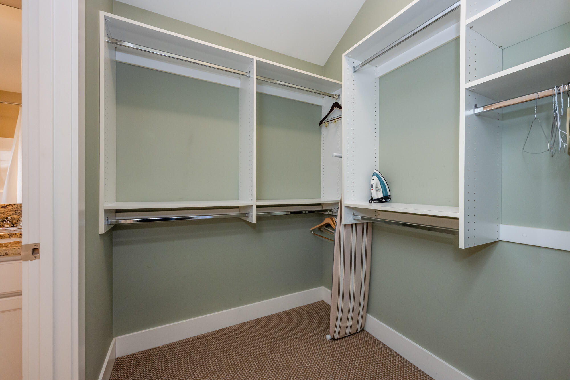 585 Beachwood Path Benton Harbor MI 49022