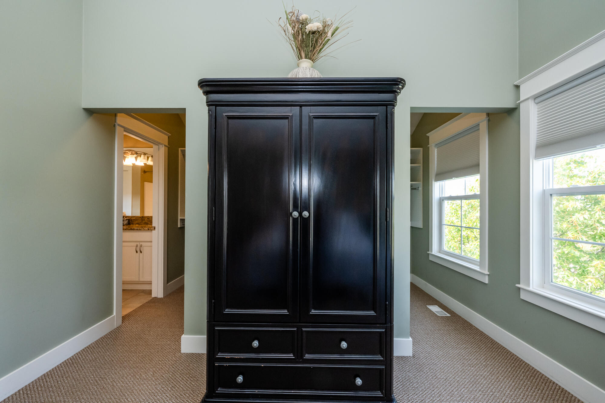 585 Beachwood Path Benton Harbor MI 49022