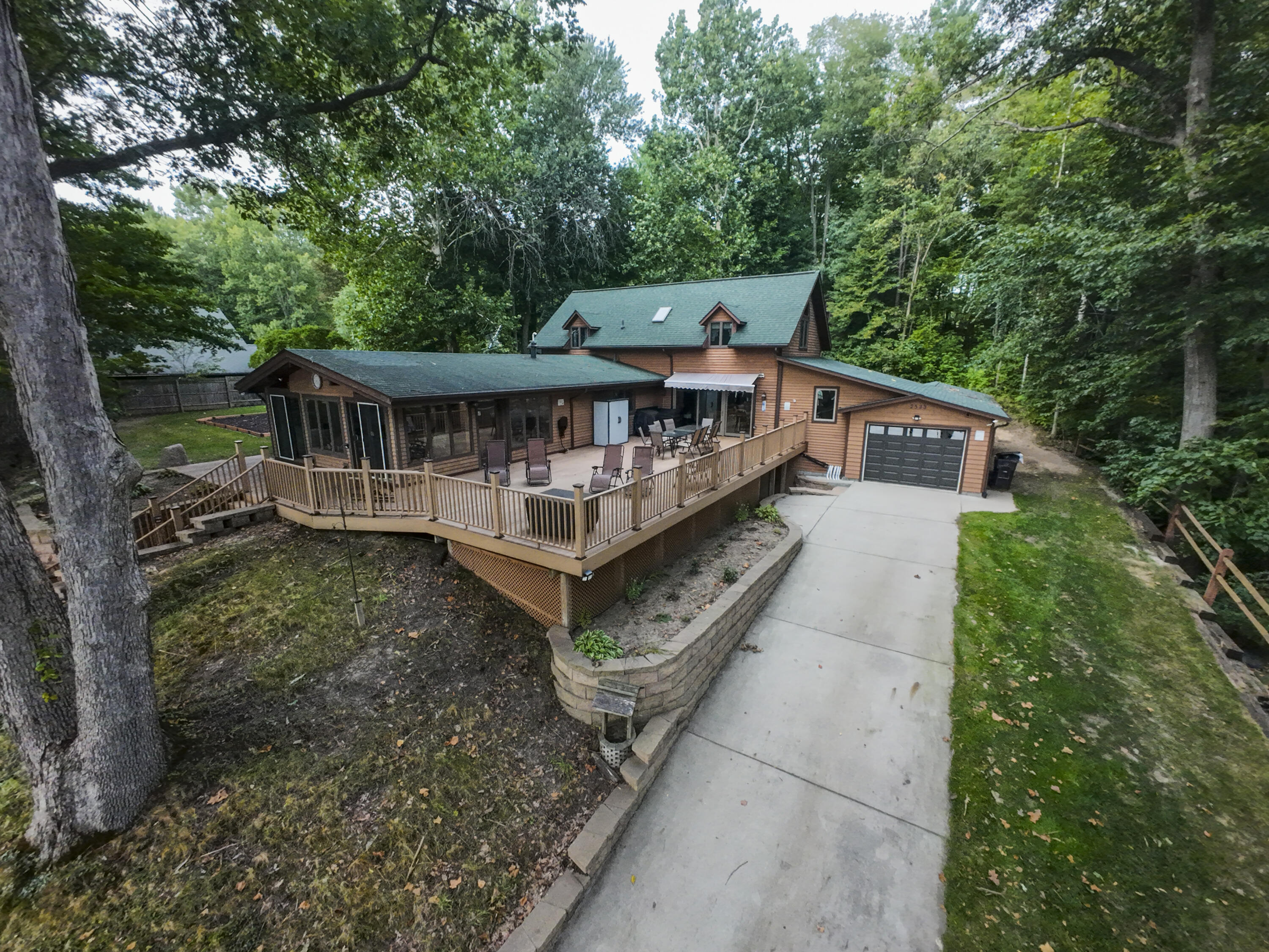 2533 Miner Lake Drive Allegan MI 49010