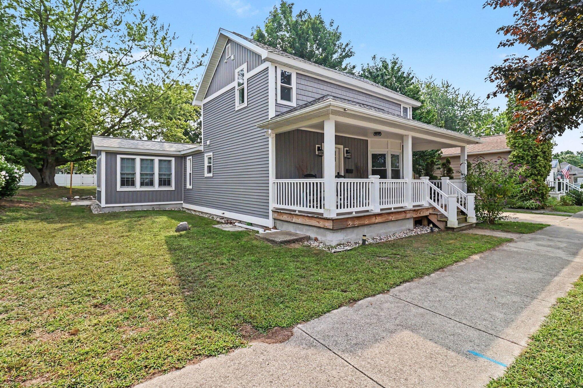 316 N William Street Ludington MI 49431
