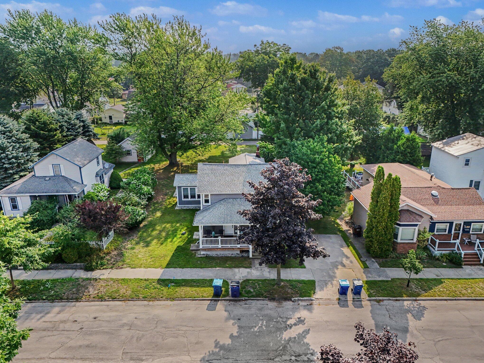 316 N William Street Ludington MI 49431