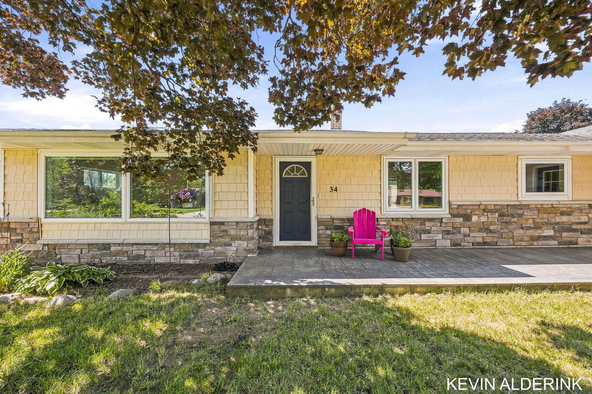Holland MI, 34 W 37th Street