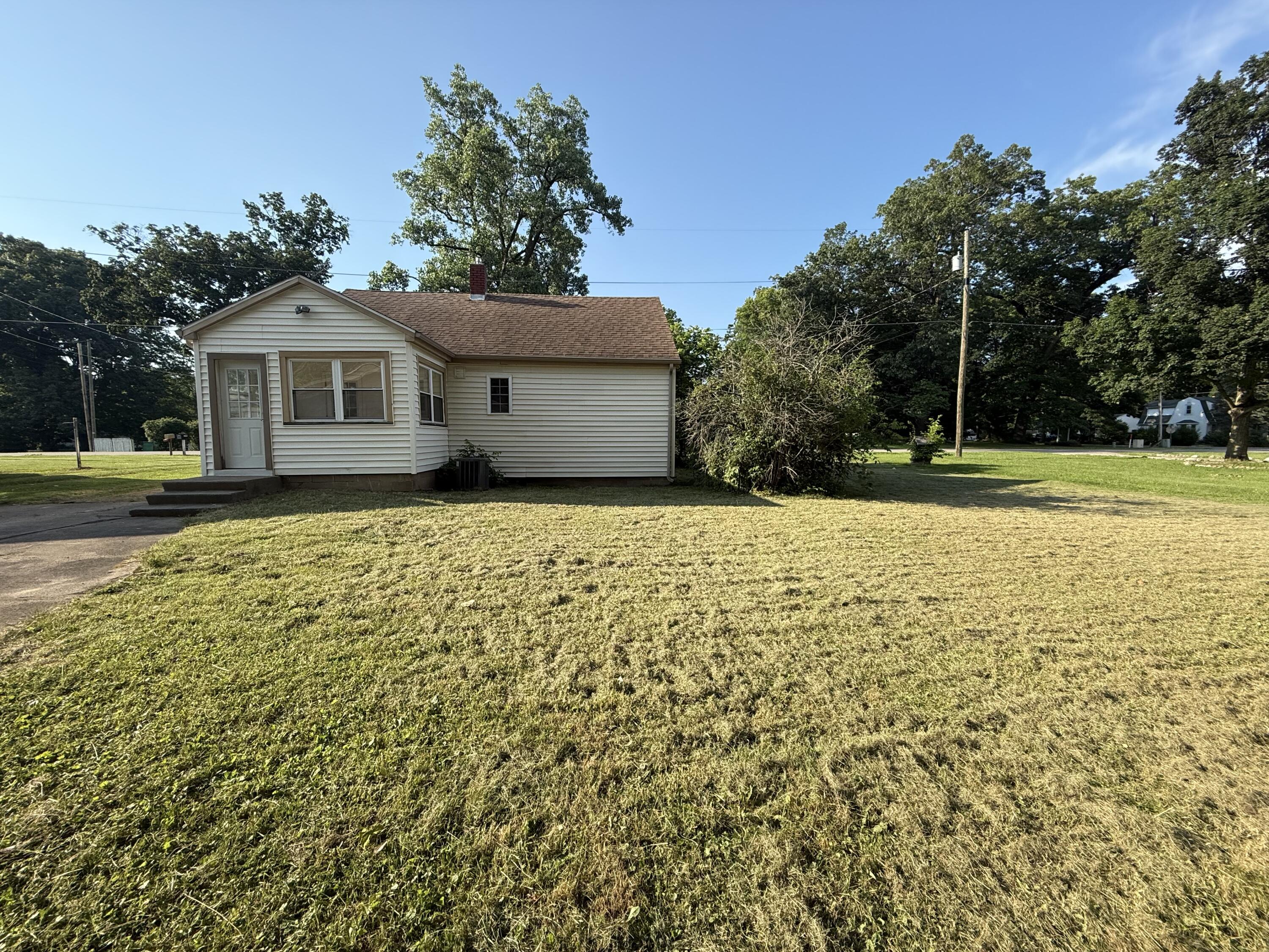 33037 Pokagon Highway Niles MI 49120