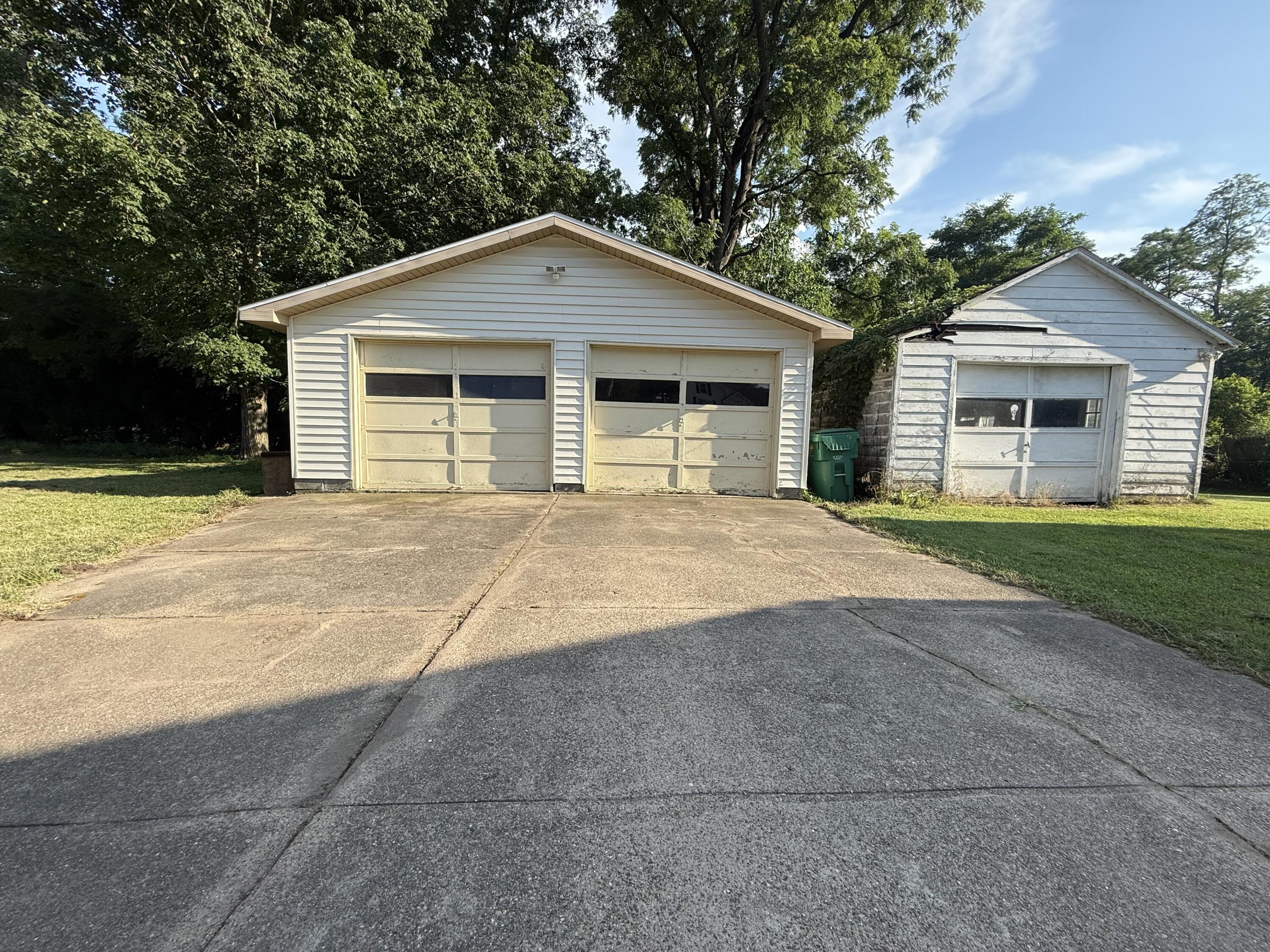 33037 Pokagon Highway Niles MI 49120