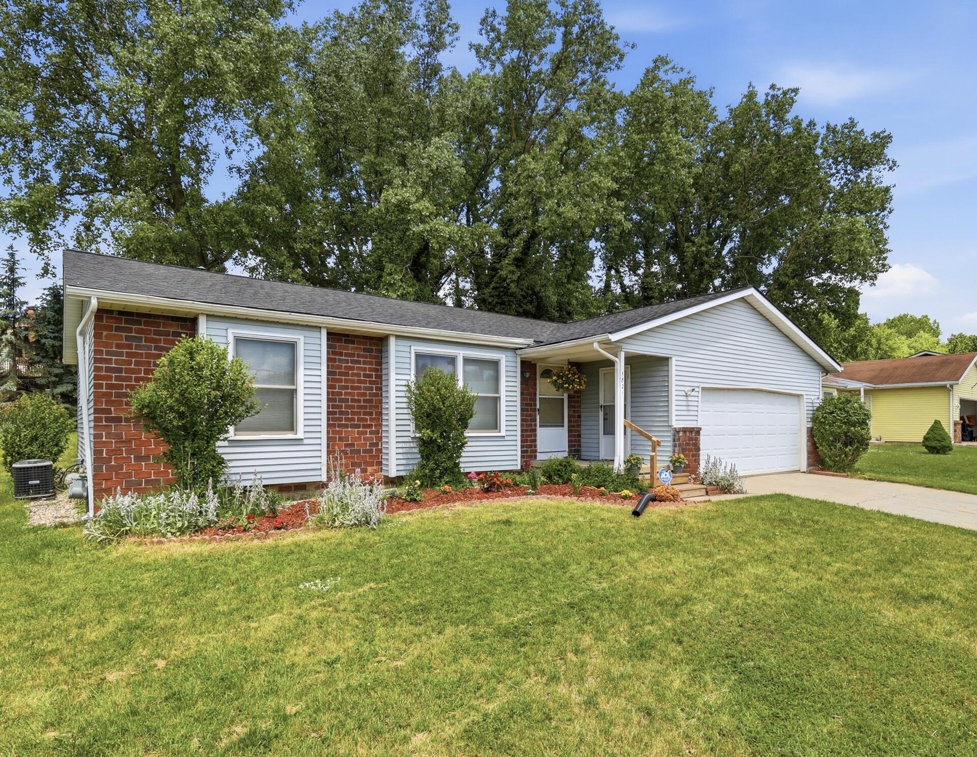 1821 32nd Street SE Grand Rapids MI 49508
