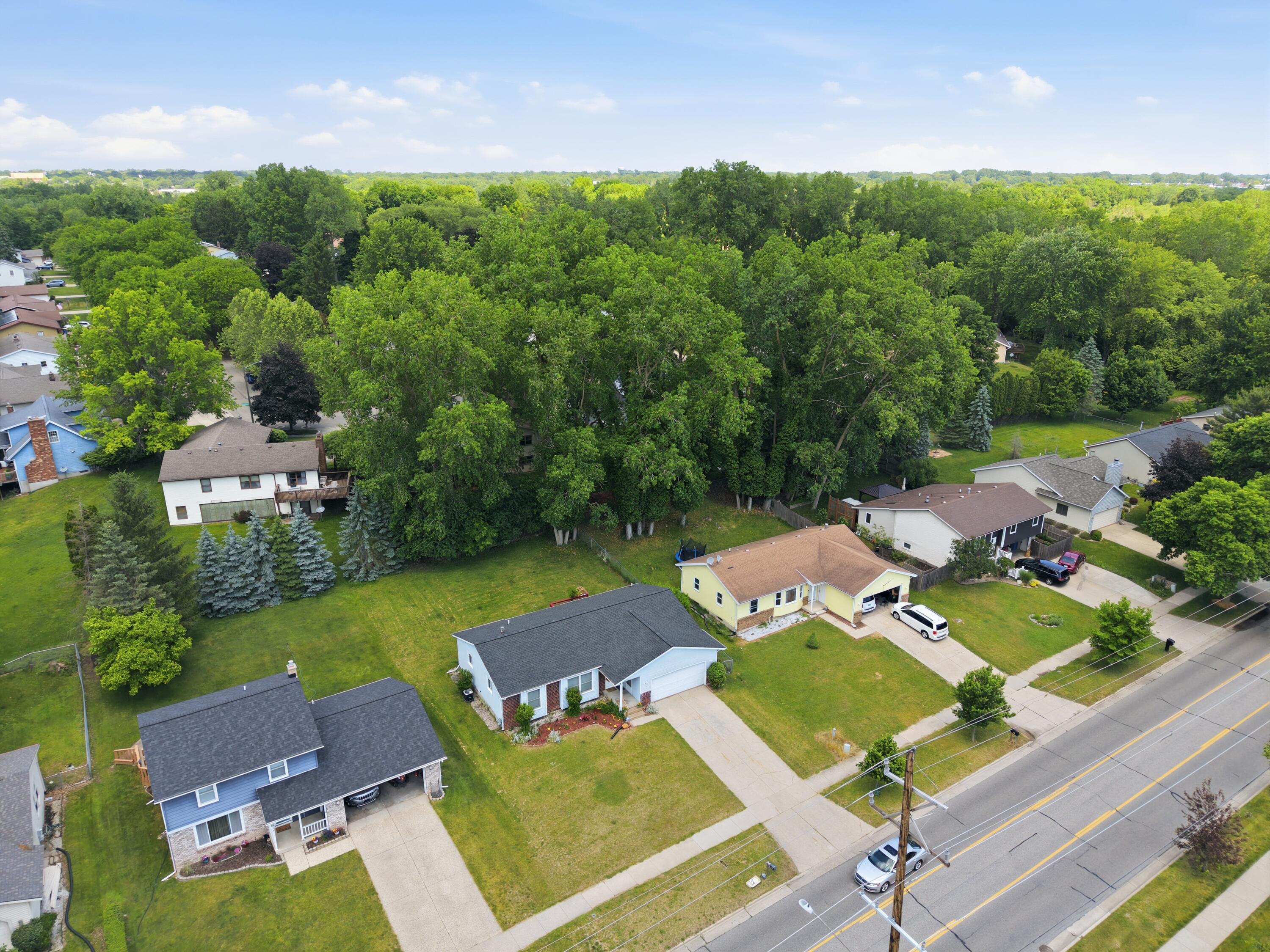1821 32nd Street SE Grand Rapids MI 49508