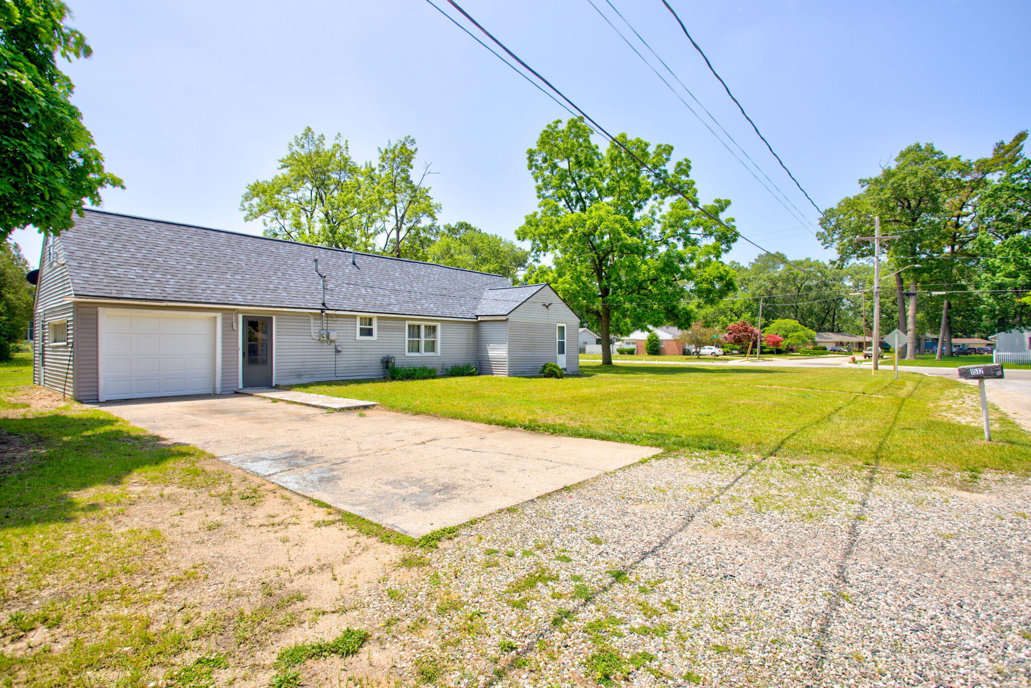 1512 New Street Muskegon MI 49442